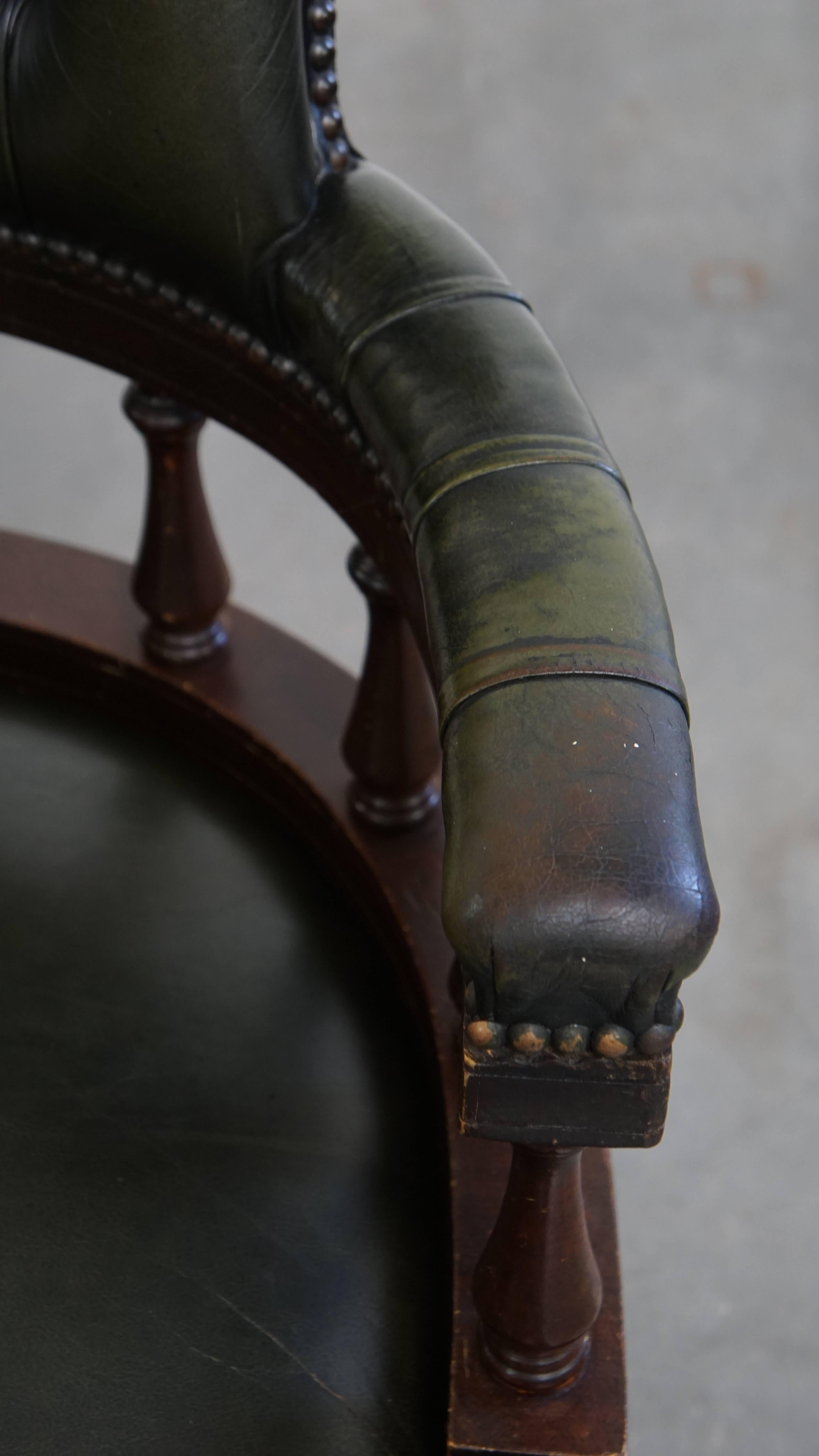 Dark Green Cowhide Leather Swivel and Tilt Chesterfield Office Chair For Sale 2