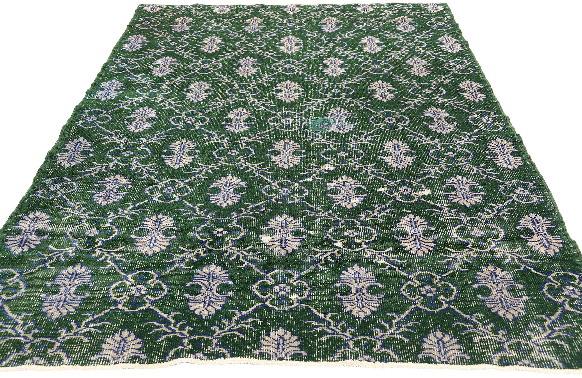 dark green turkish rug
