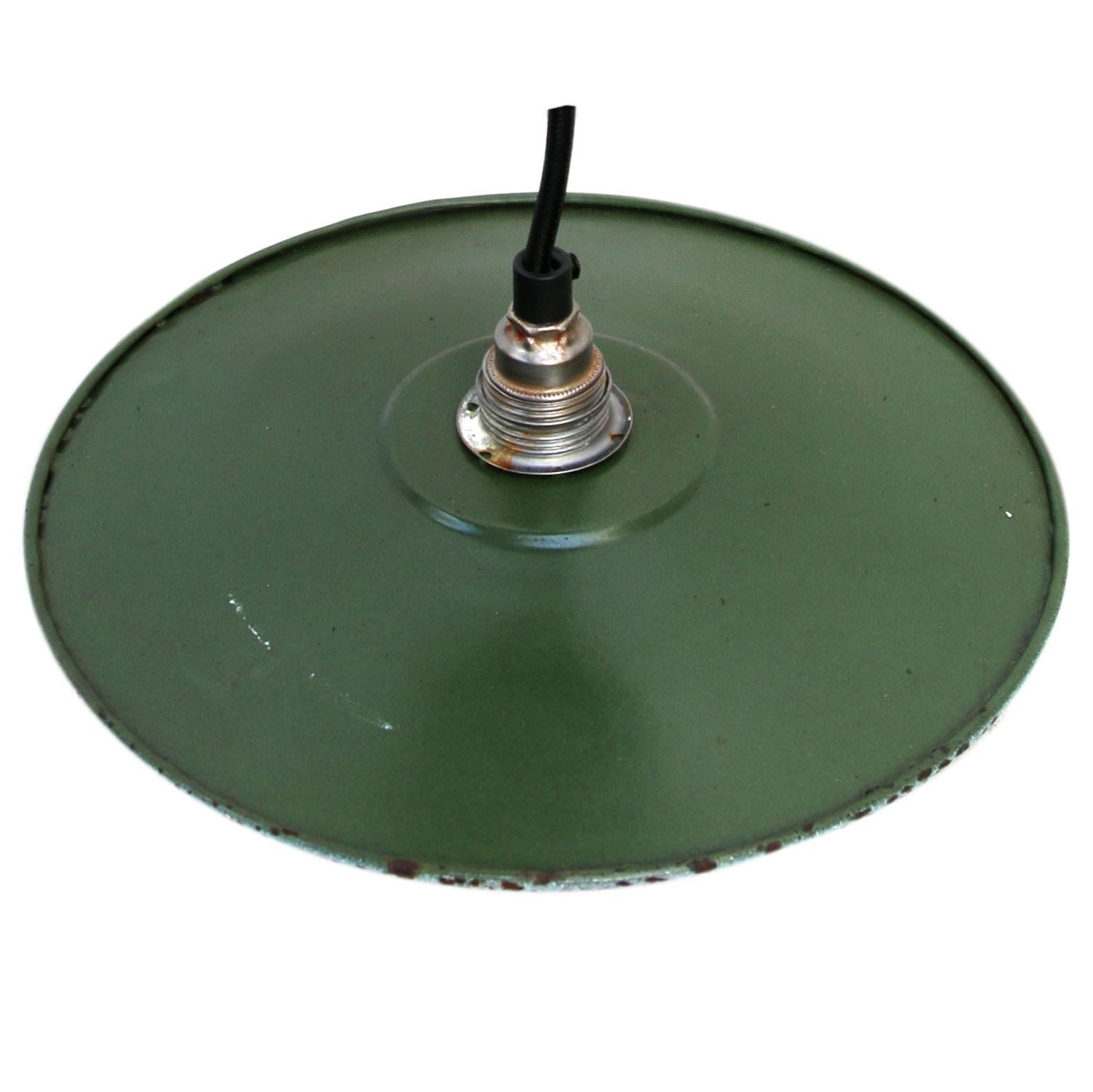 Dark Green Enamel French Vintage Industrial Pendant Light (Industriell)