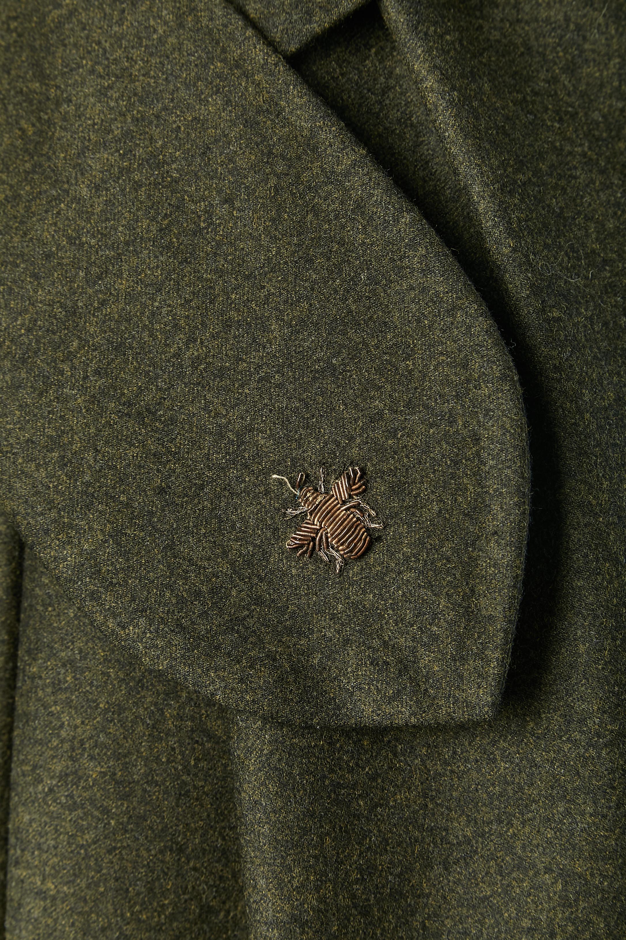 Noir Flanelle vert foncé avec demi-courroie nouée à la taille Alexander McQueen en vente
