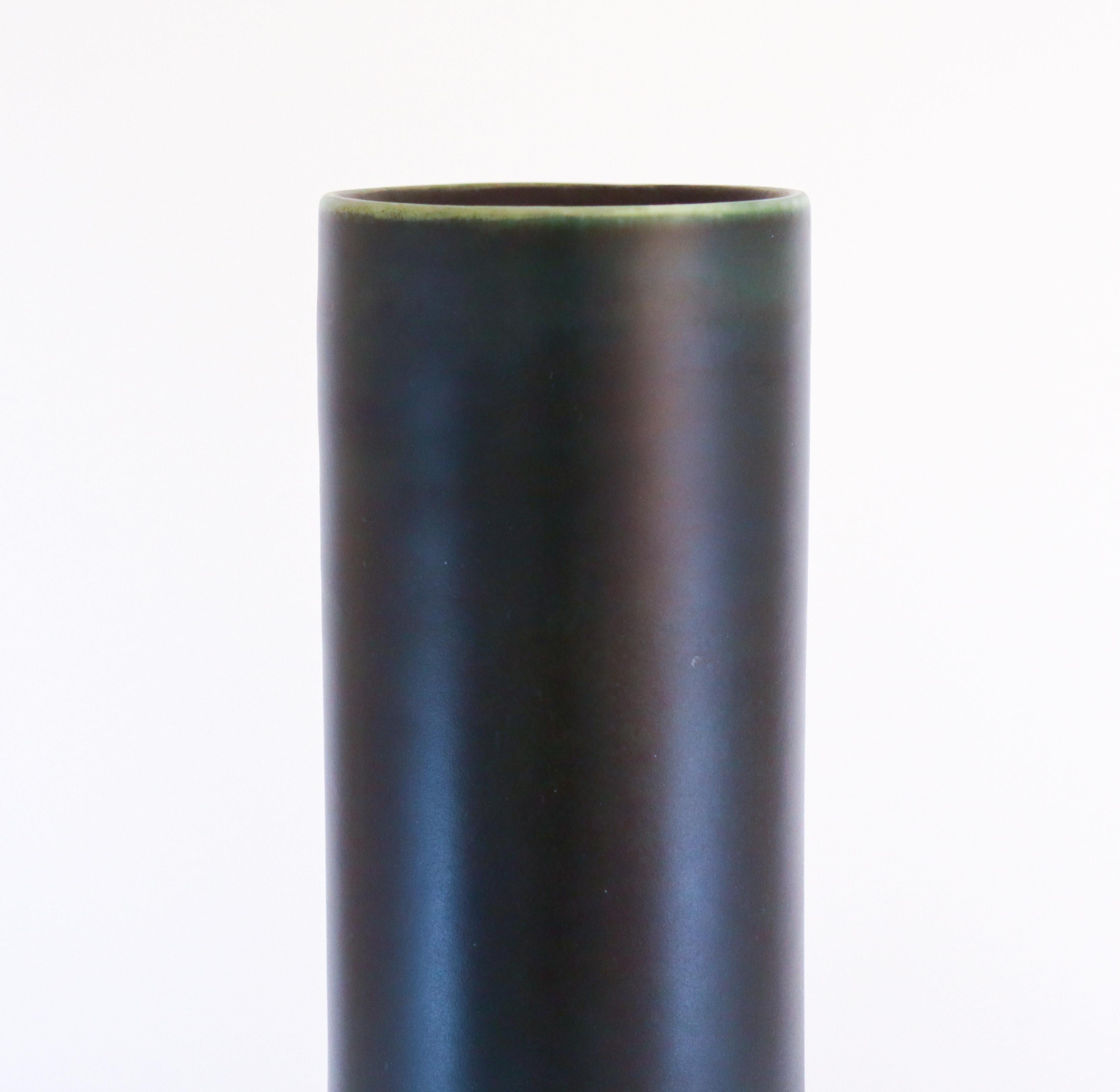 Vase de sol vert foncé Carl-Harry Stålhane, Rörstrand - Milieu du XXe siècle Abîmé - En vente à Stockholm, SE