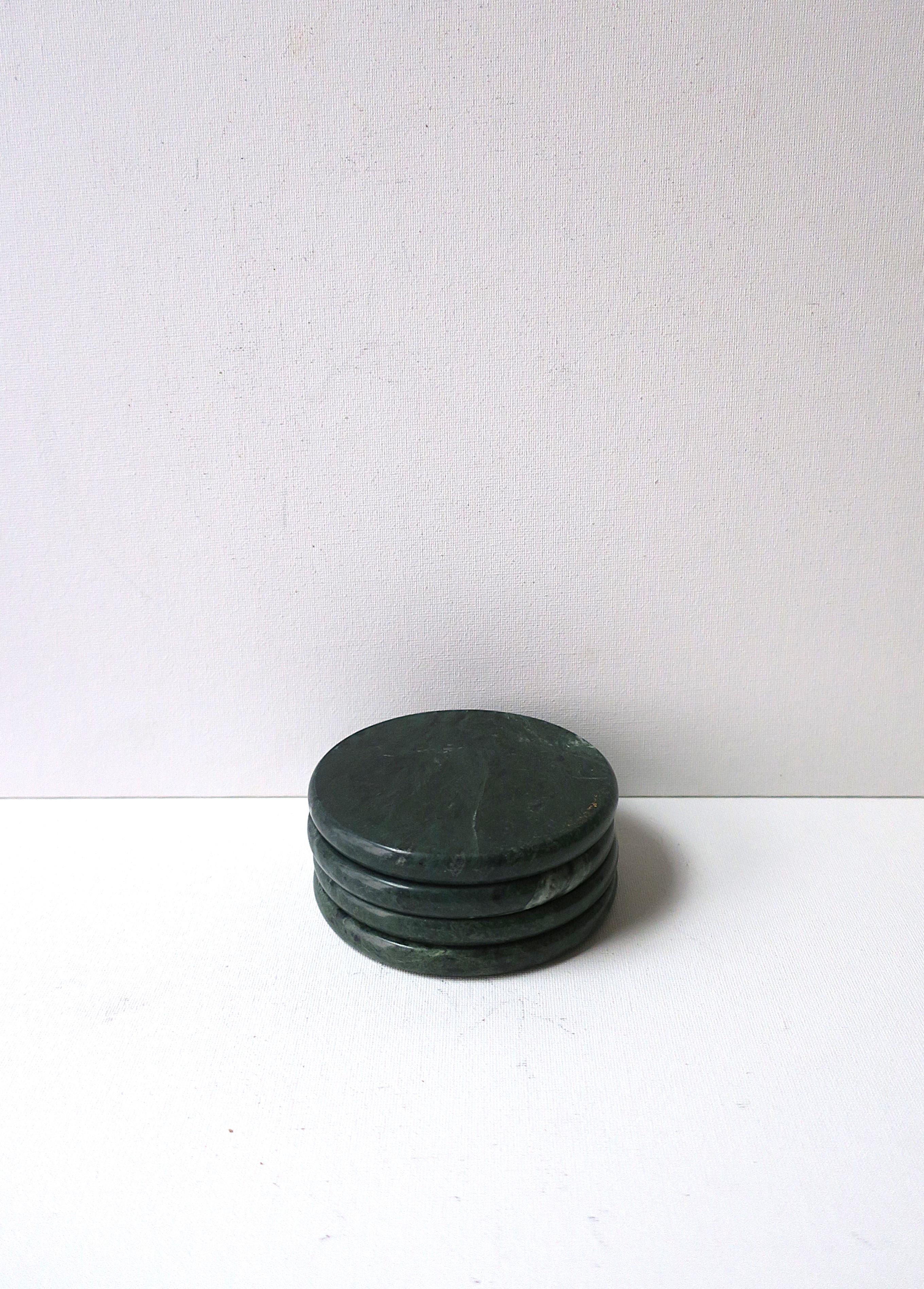 Lucidato Sottobicchieri in marmo verde scuro, set di 4 pezzi in vendita