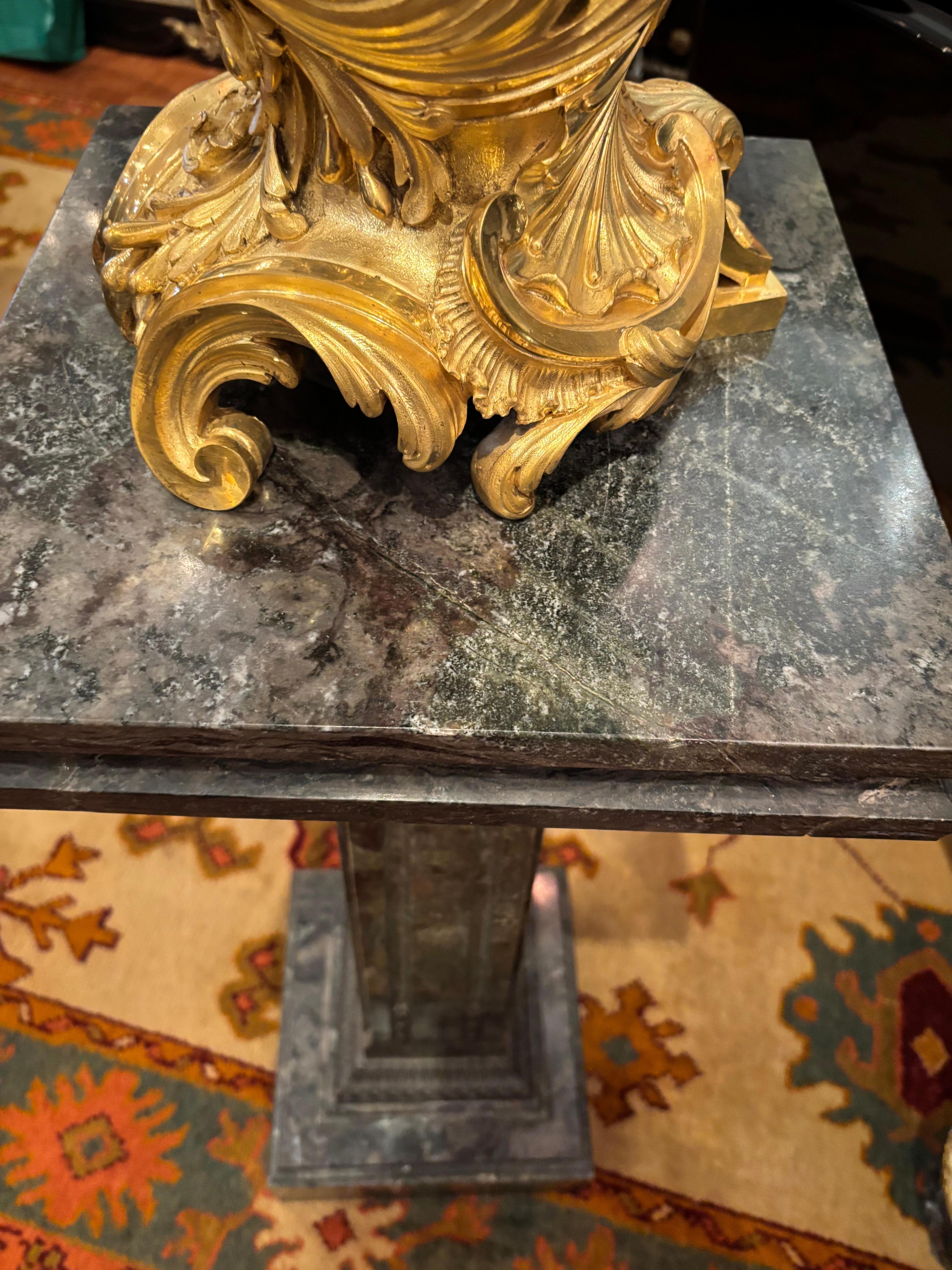 Dark Green Marble Column with Bronze Moulding In Good Condition For Sale In Vancouver, British Columbia
