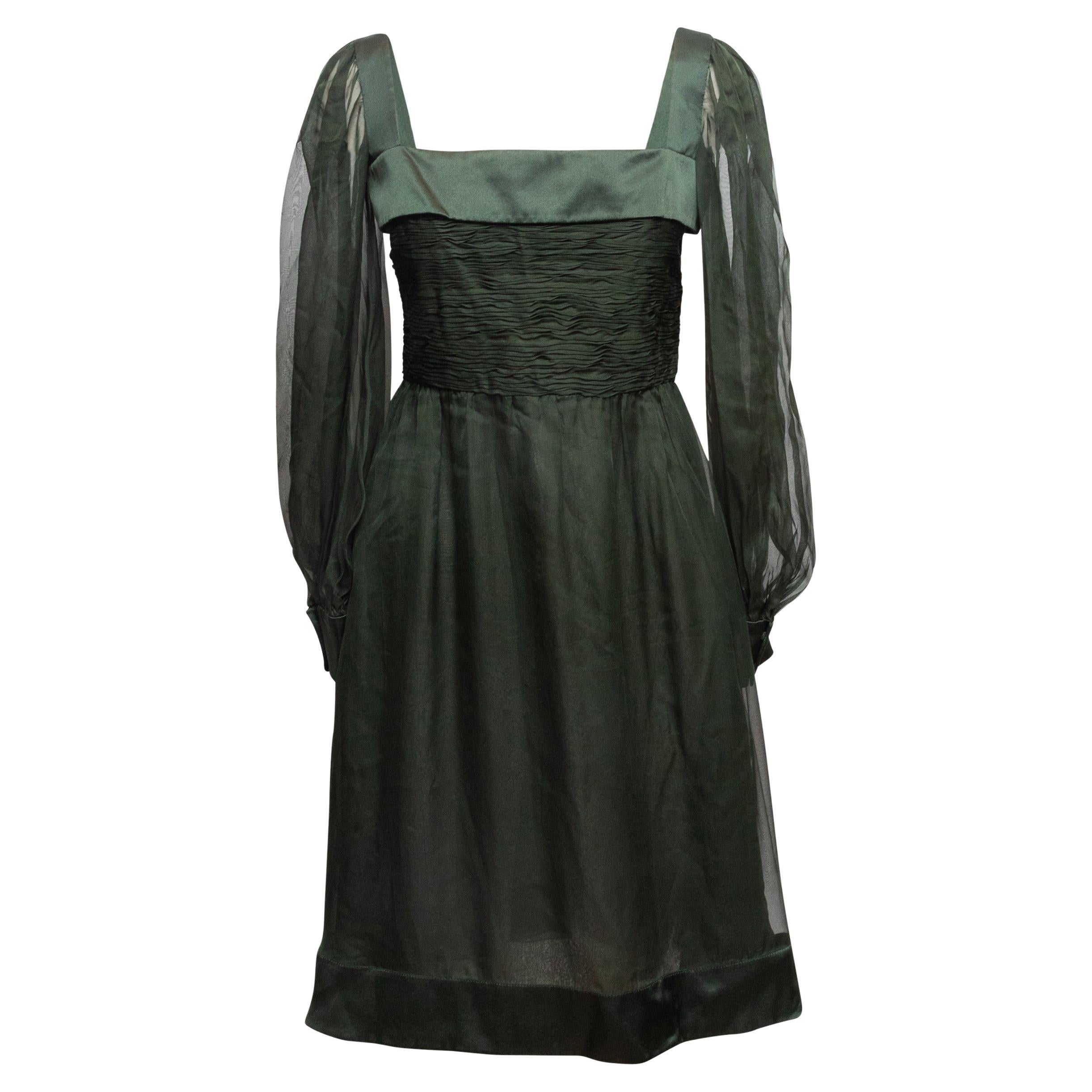 Abito a maniche lunghe in seta di Valentino verde scuro taglia US 8