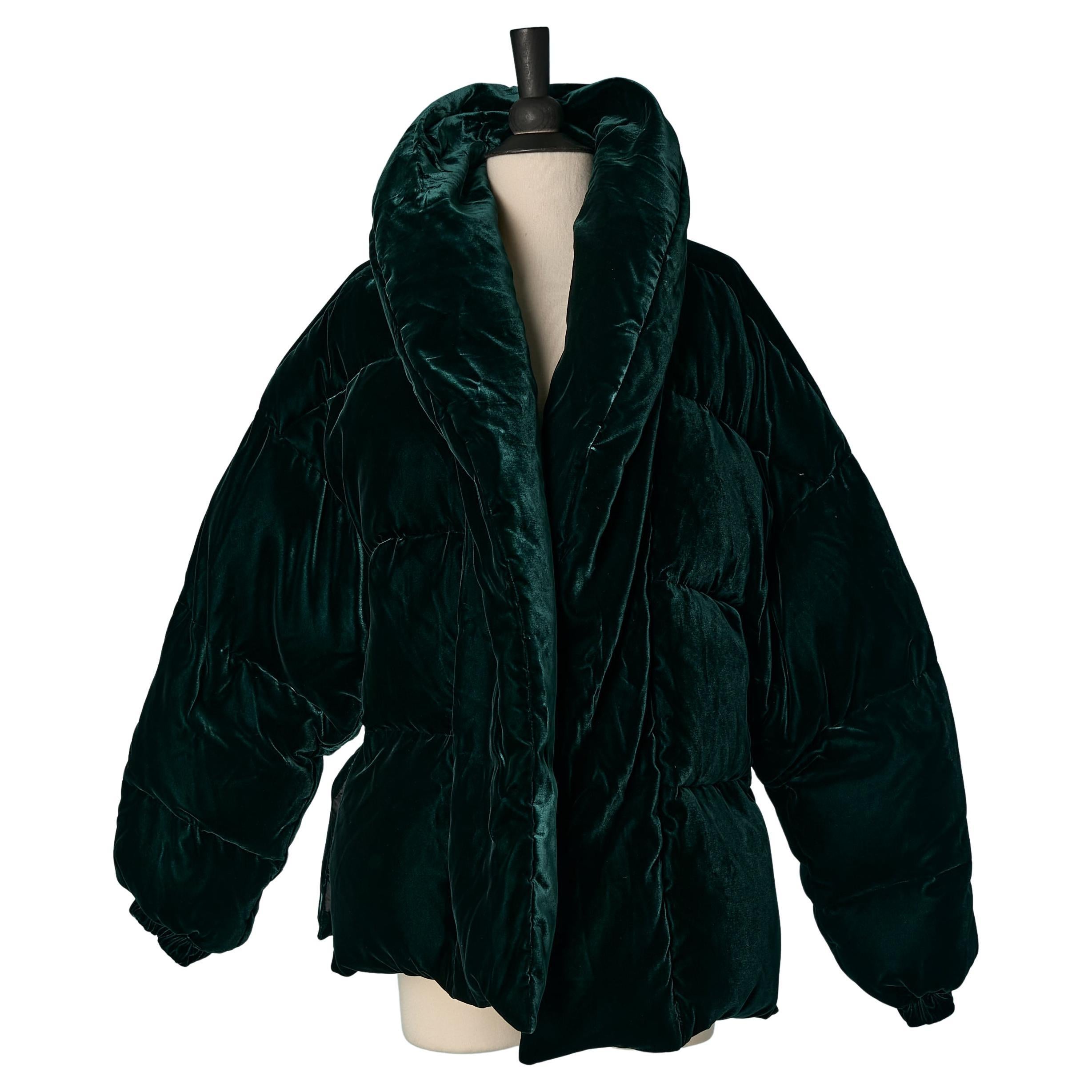 Doudoune en velours vert foncé avec ceinture ALEXANDRE VAUTHIER New