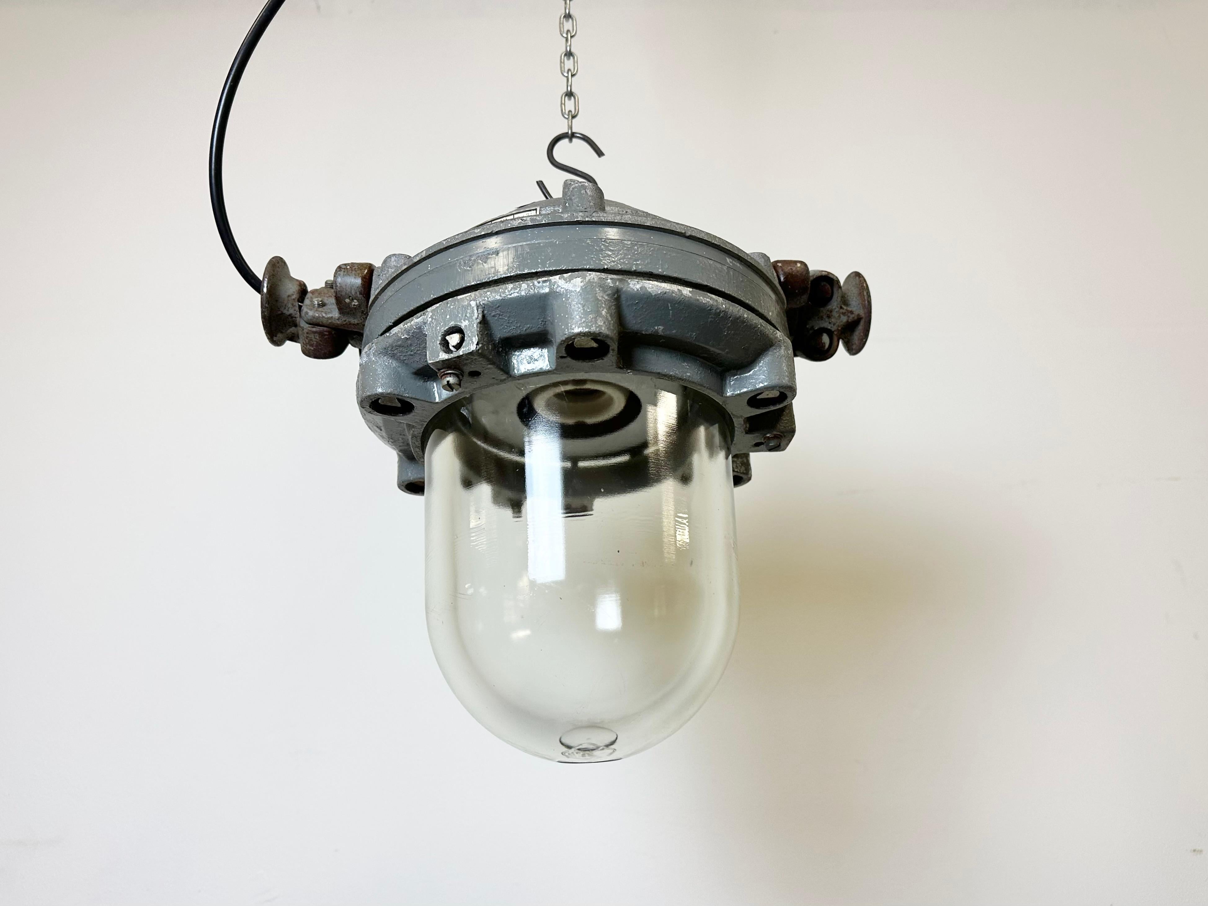 Dunkelgraue Explosion Proof-Lampe aus Aluminiumguss, 1970er Jahre im Angebot 6
