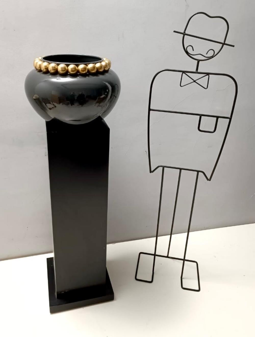 Laccato Vaso in ceramica laccata grigio scuro e verde con perle in oro zecchino, Italia in vendita
