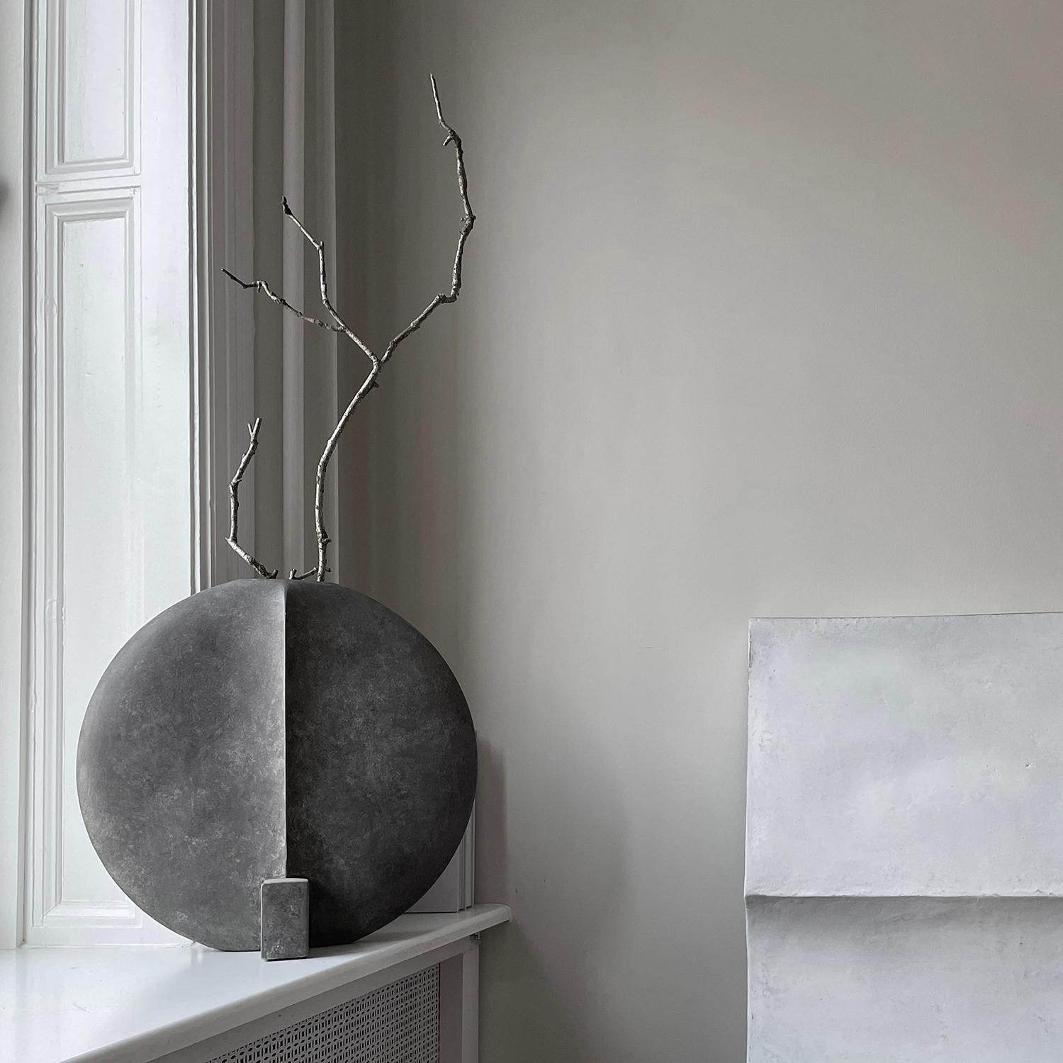 Modern Dark Grey Guggenheim Vase Big by 101 Copenhagen