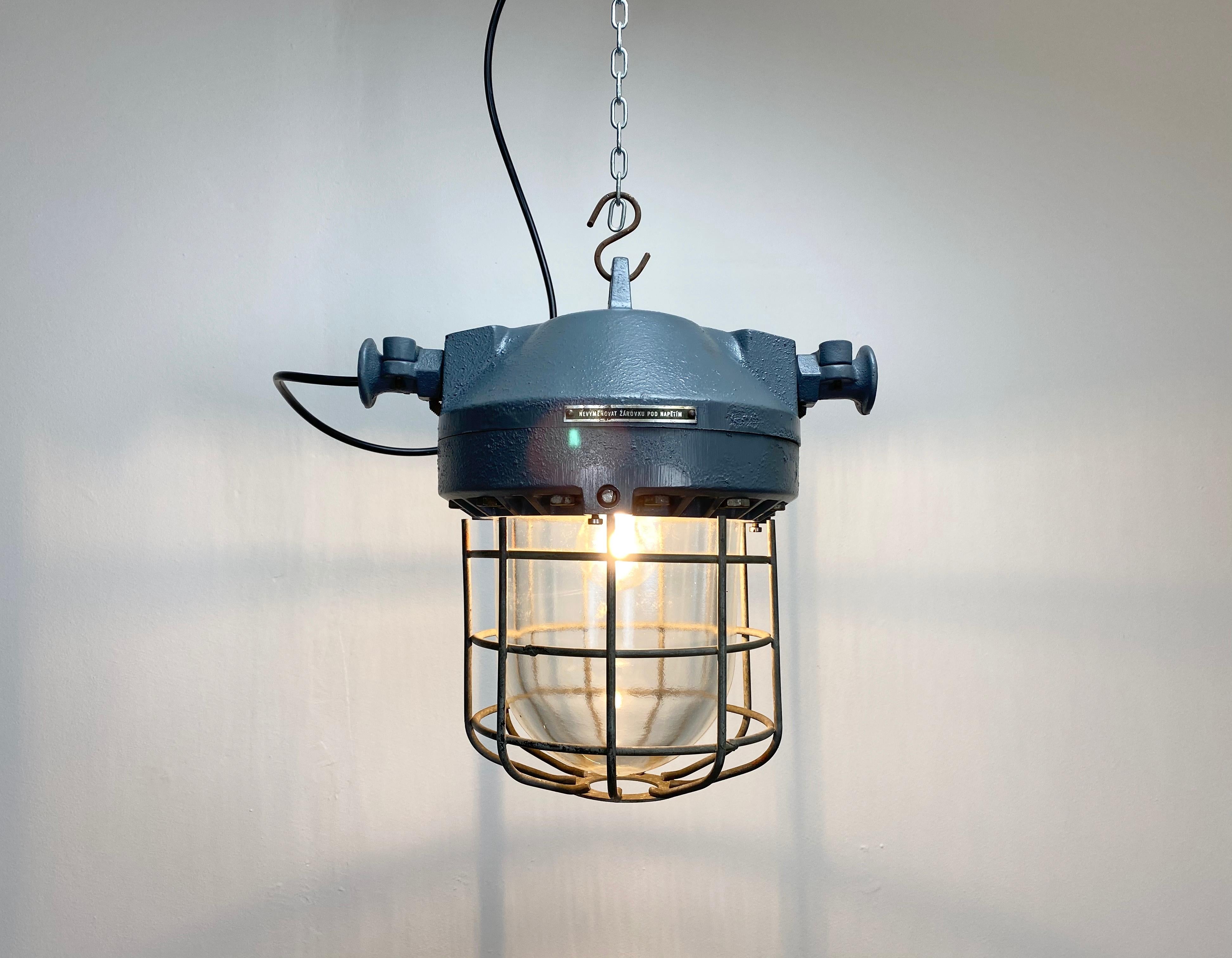 Dark Grey Industrial Explosion Proof Lamp, 1970s In Good Condition In Kojetice, CZ
