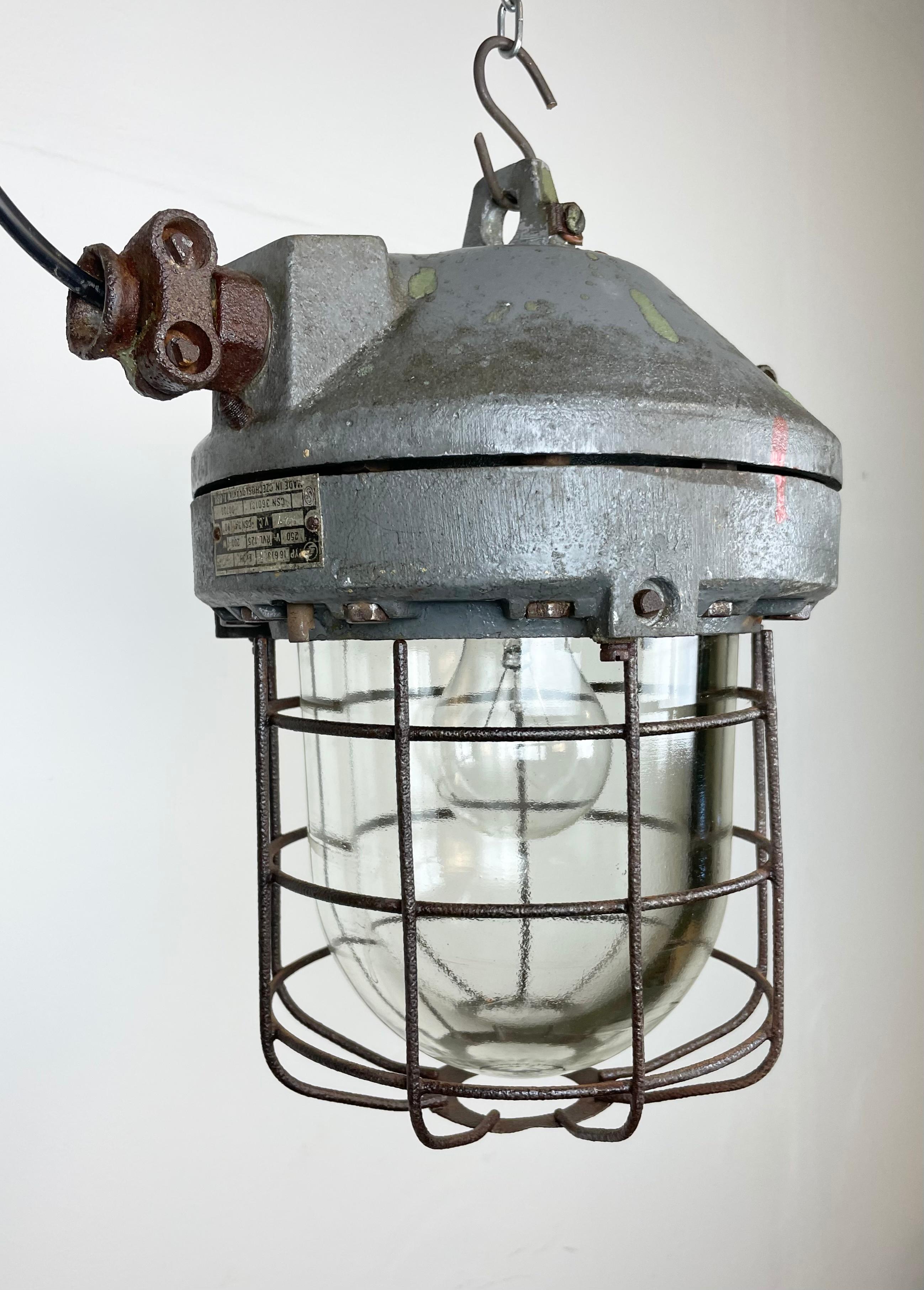 Dunkelgraue Industrie- Explosion Proof-Lampe von Elektrosvit, 1960er Jahre im Angebot 3