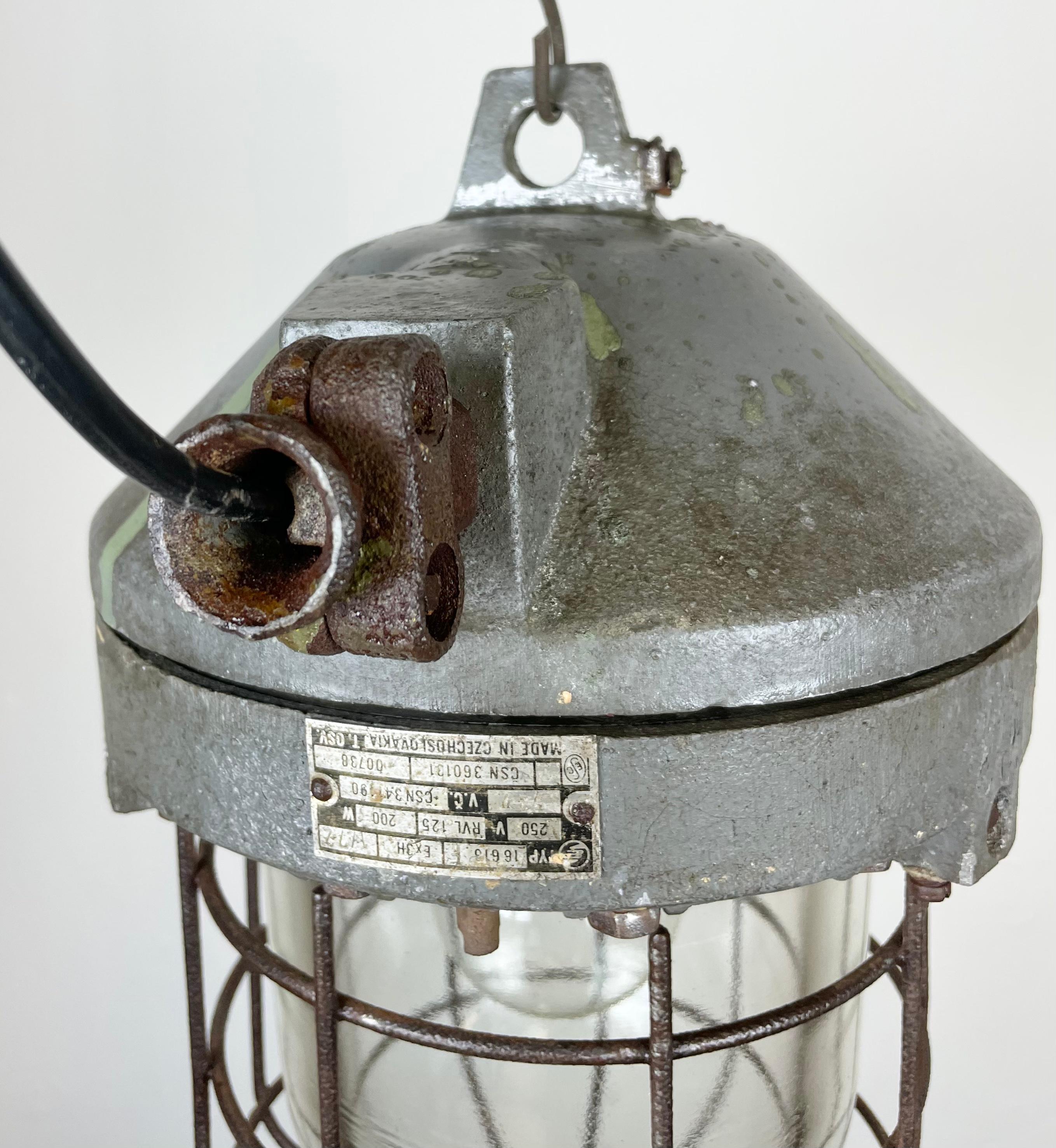 Dark Grey Industrial Explosion Proof Lamp from Elektrosvit, 1960s For Sale 5