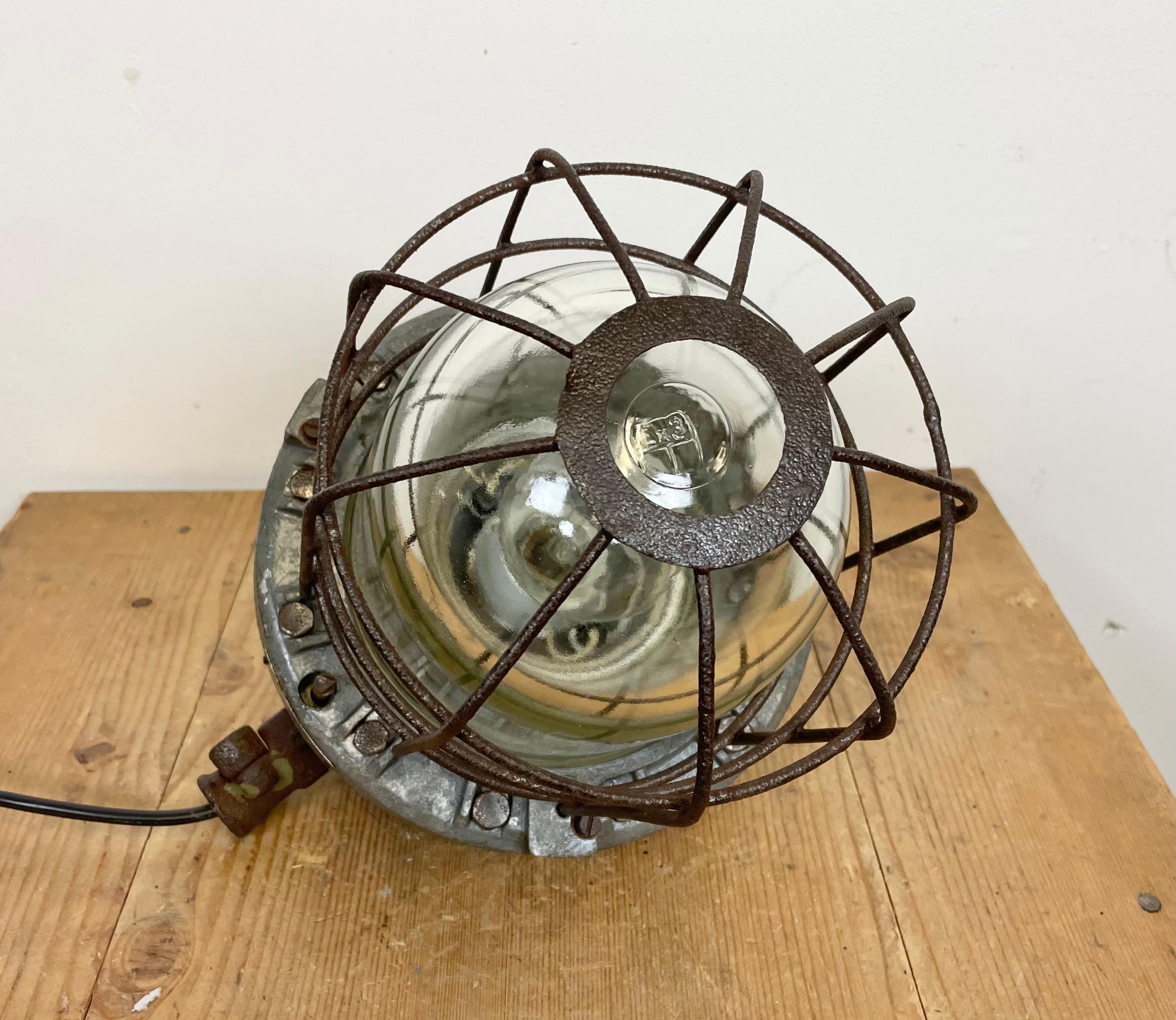 Dark Grey Industrial Explosion Proof Lamp from Elektrosvit, 1960s For Sale 6
