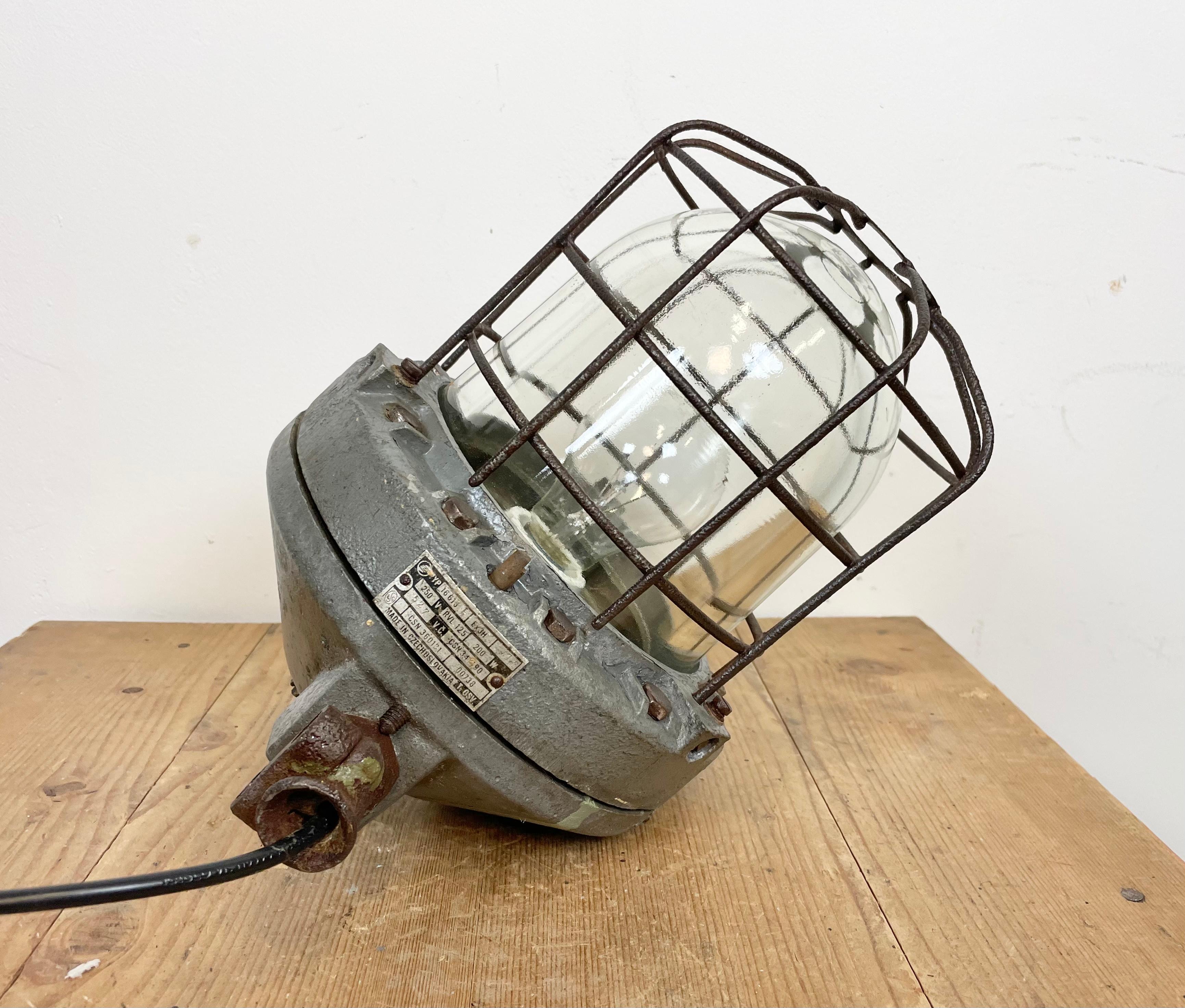 Dark Grey Industrial Explosion Proof Lamp from Elektrosvit, 1960s For Sale 8