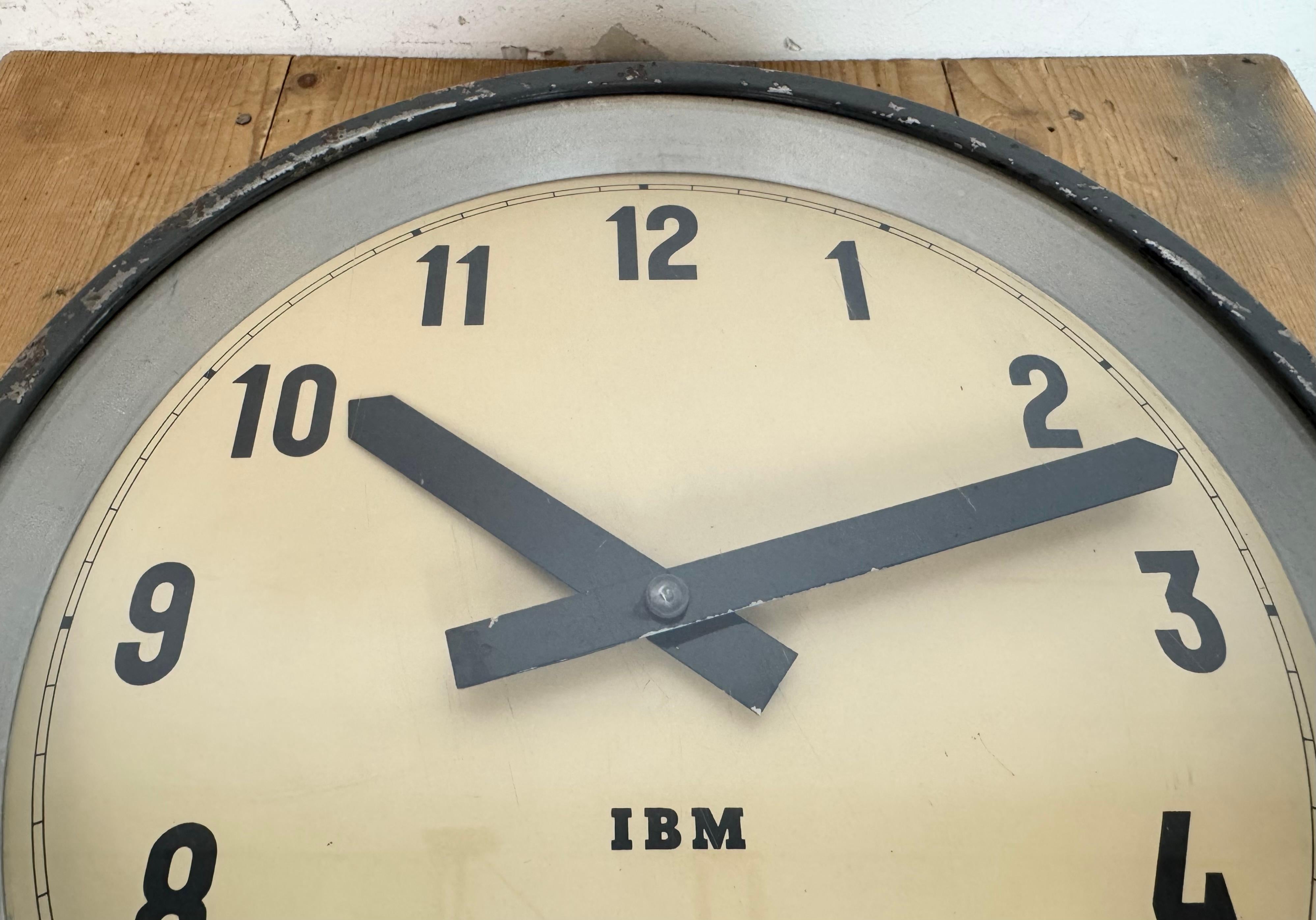 Dark Grey Industrial Factory Wall Clock from IBM, 1950s For Sale 5