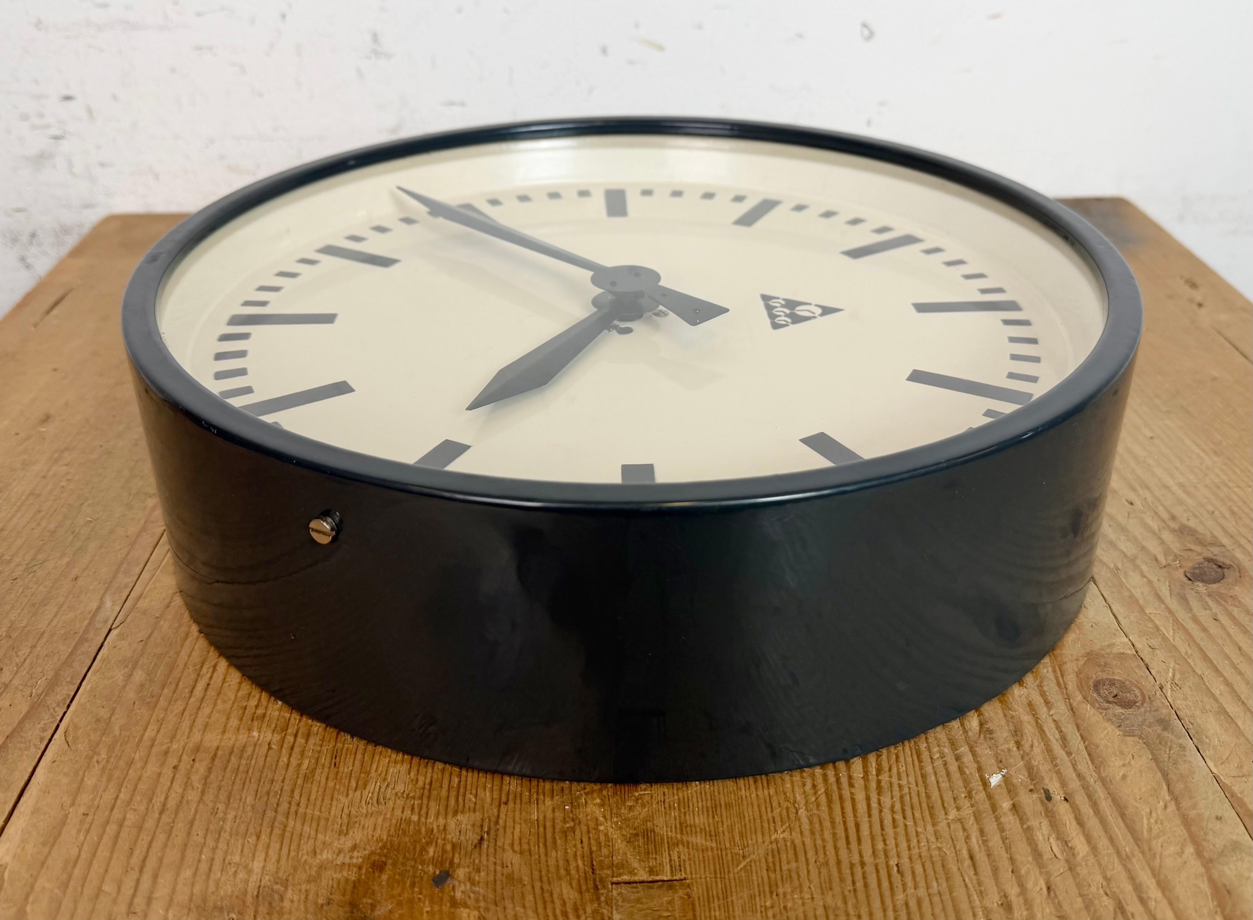 Dark Grey Industrial Factory Wall Clock from Pragotron, 1960s For Sale 7