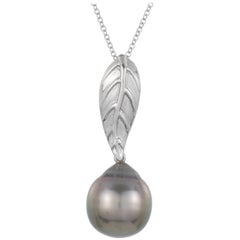 Dark Grey Round Pearl Pendant Necklace Carved Leaf Detail 14 Karat Gold Chain