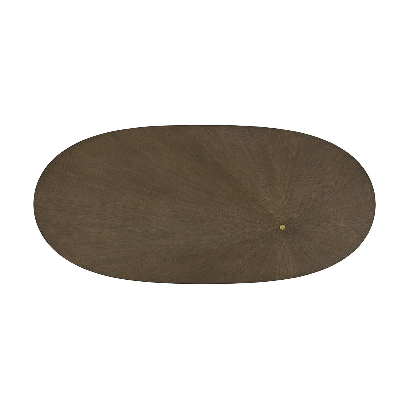 XXIe siècle et contemporain Table de salle à manger ovale Hollywood Regency foncé en vente
