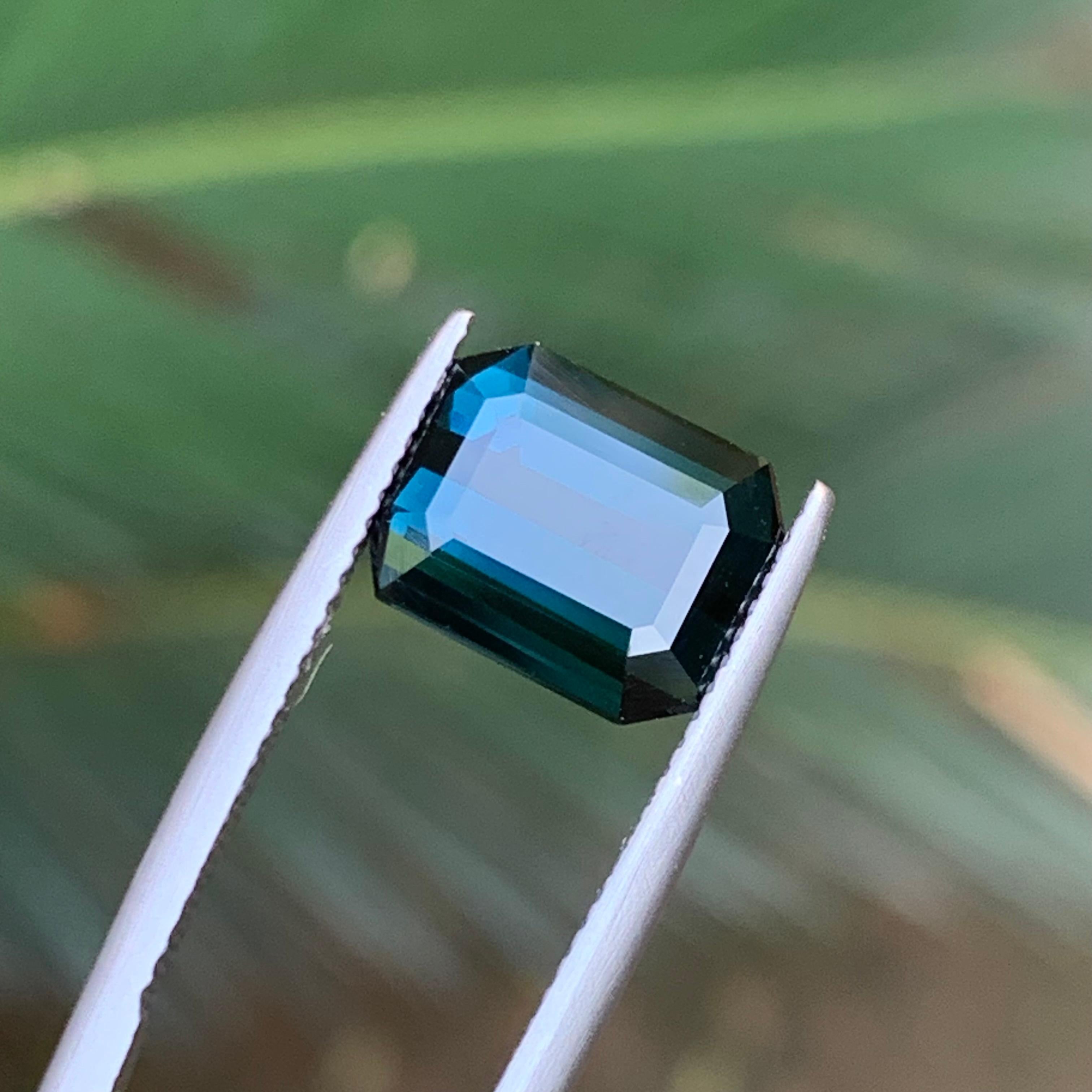 Bague en tourmaline naturelle bleu indicolite foncé, pierre précieuse non sertie, taille émeraude 4,25 carats en vente 5