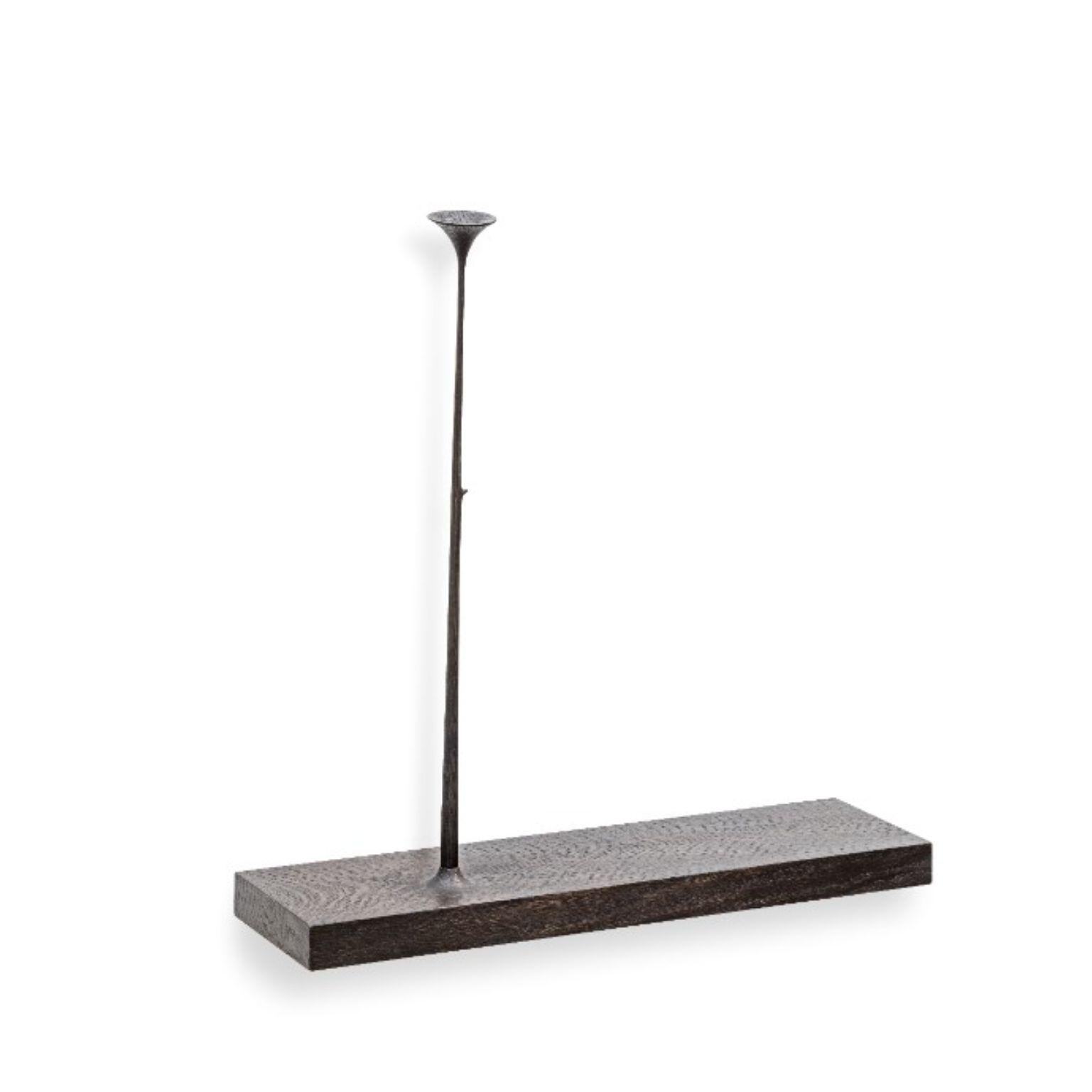 Moderno Scultura Dark Kukkii 1 Fiore di Antrei Hartikainen in vendita