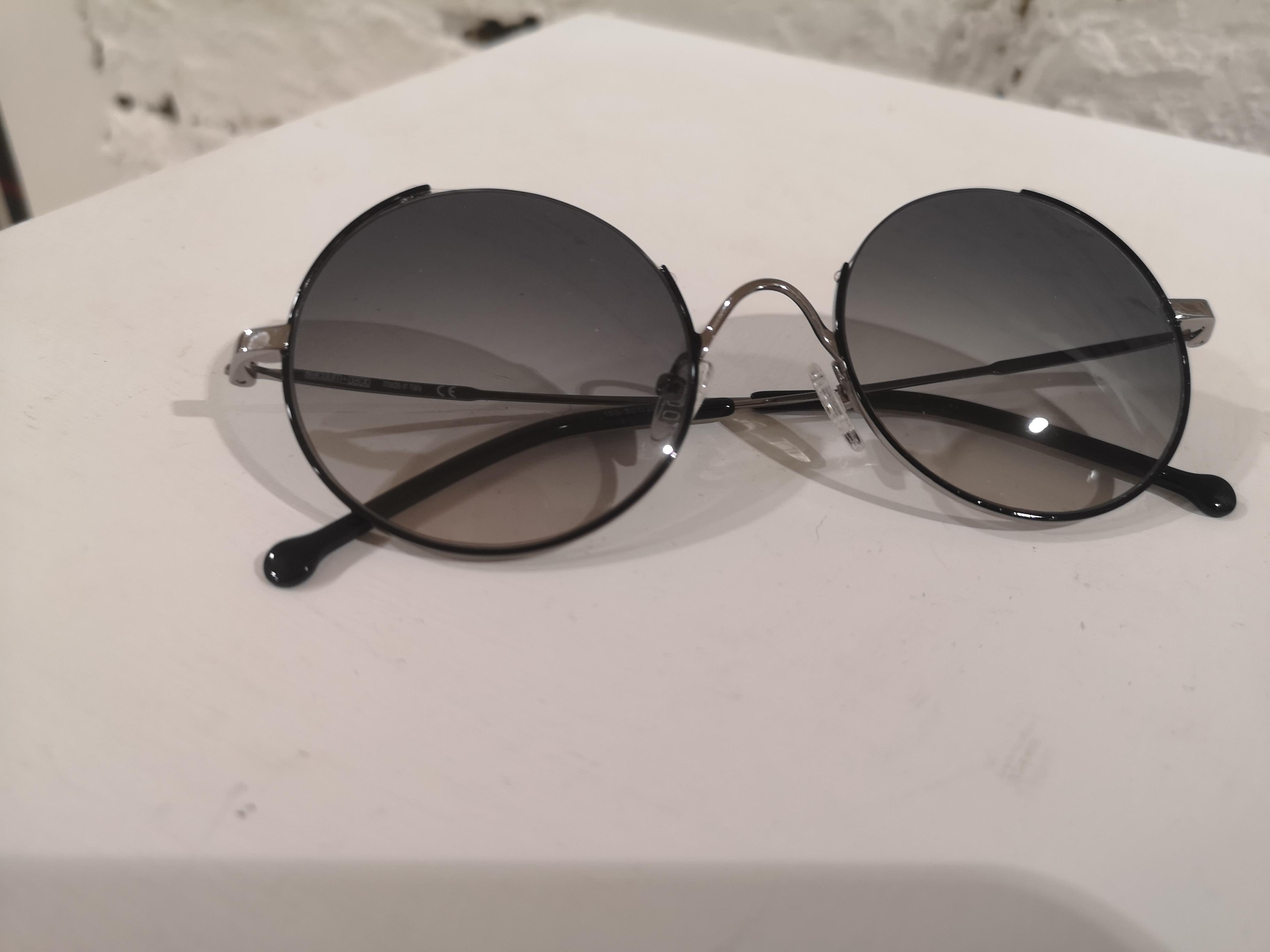 dark lens sunglasses