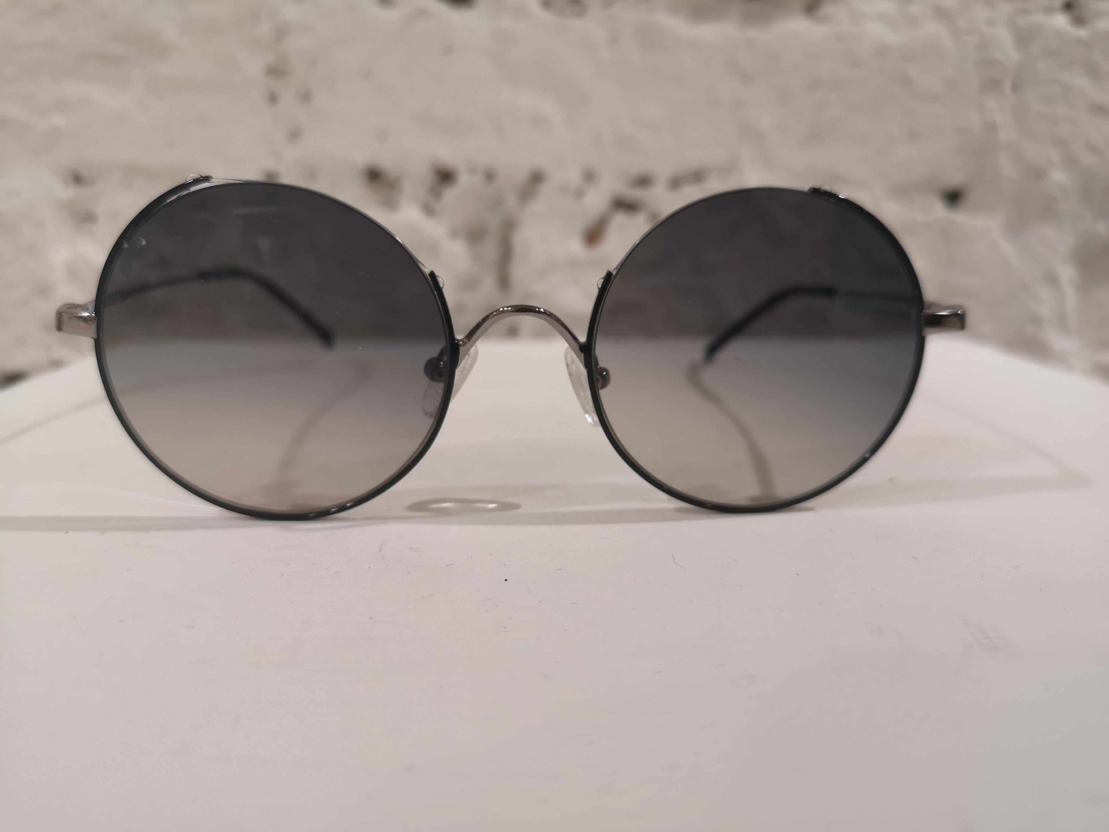 Dark lens black sunglasses In New Condition In Capri, IT