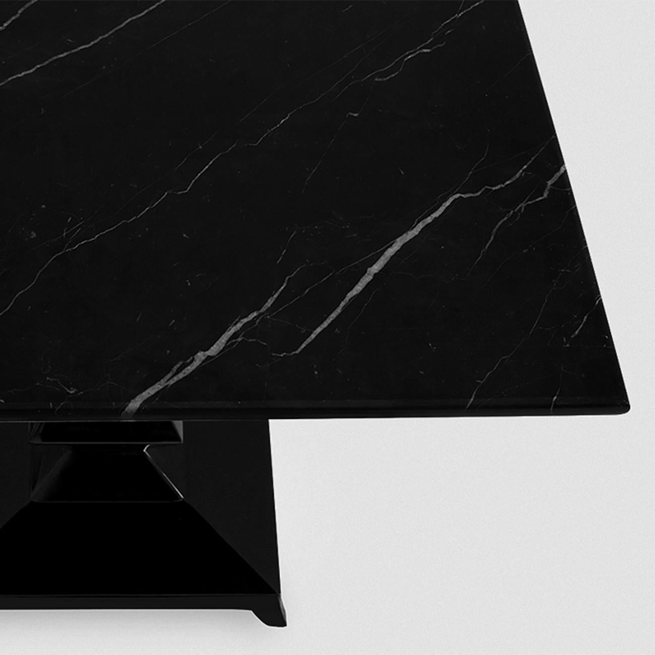Dark Marble Side Table For Sale 1