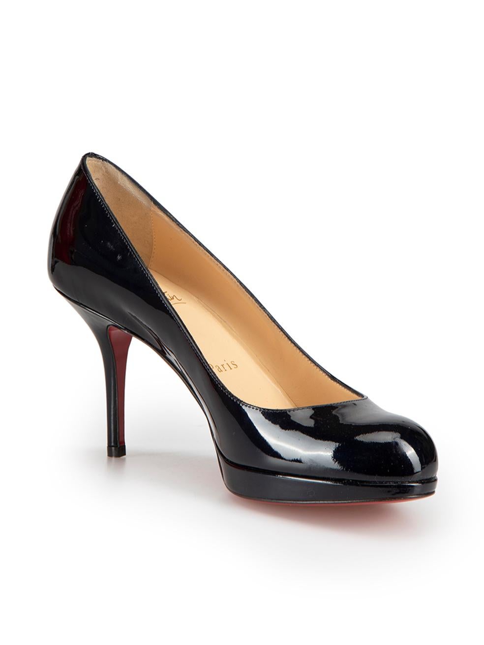 CONDITION is Very good. Hardly any visible wear to pumps is evident on this used Christian Louboutin designer resale item.



Details


Very dark navy undertone 

Patent leather

Slip-on pumps

Round-toe

Signature Christian Louboutin red