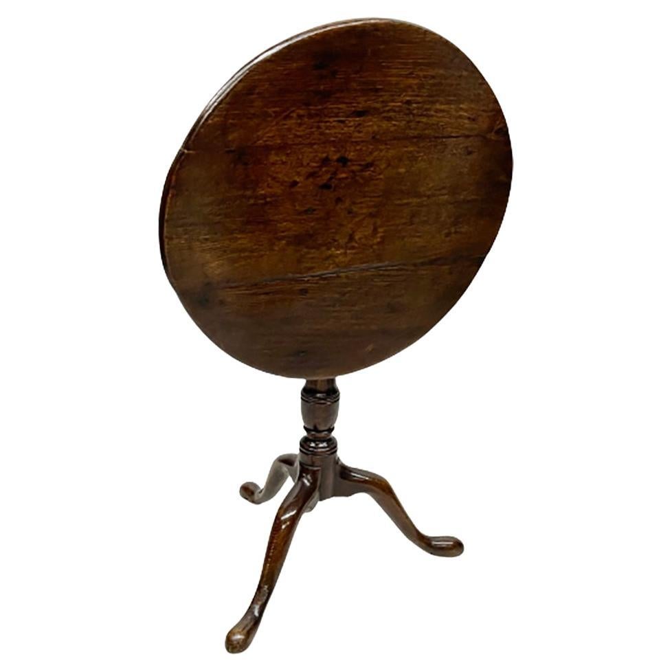 Dark Oak 18th Century Tilt-Top Tripod Table For Sale