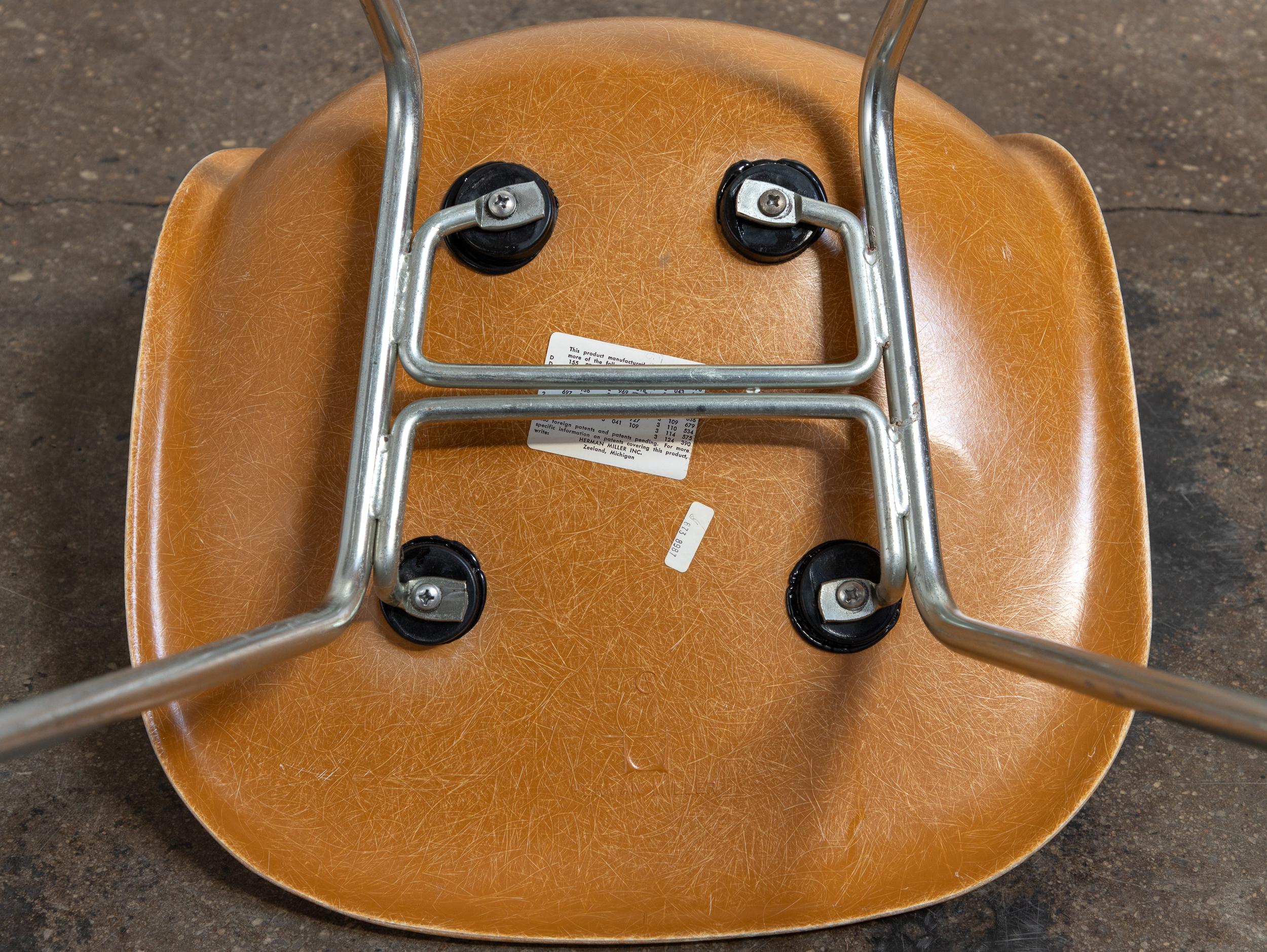 Dark Ochre Yellow Mustard Eames Herman Miller Vintage Fiberglass Shell Chairs For Sale 4