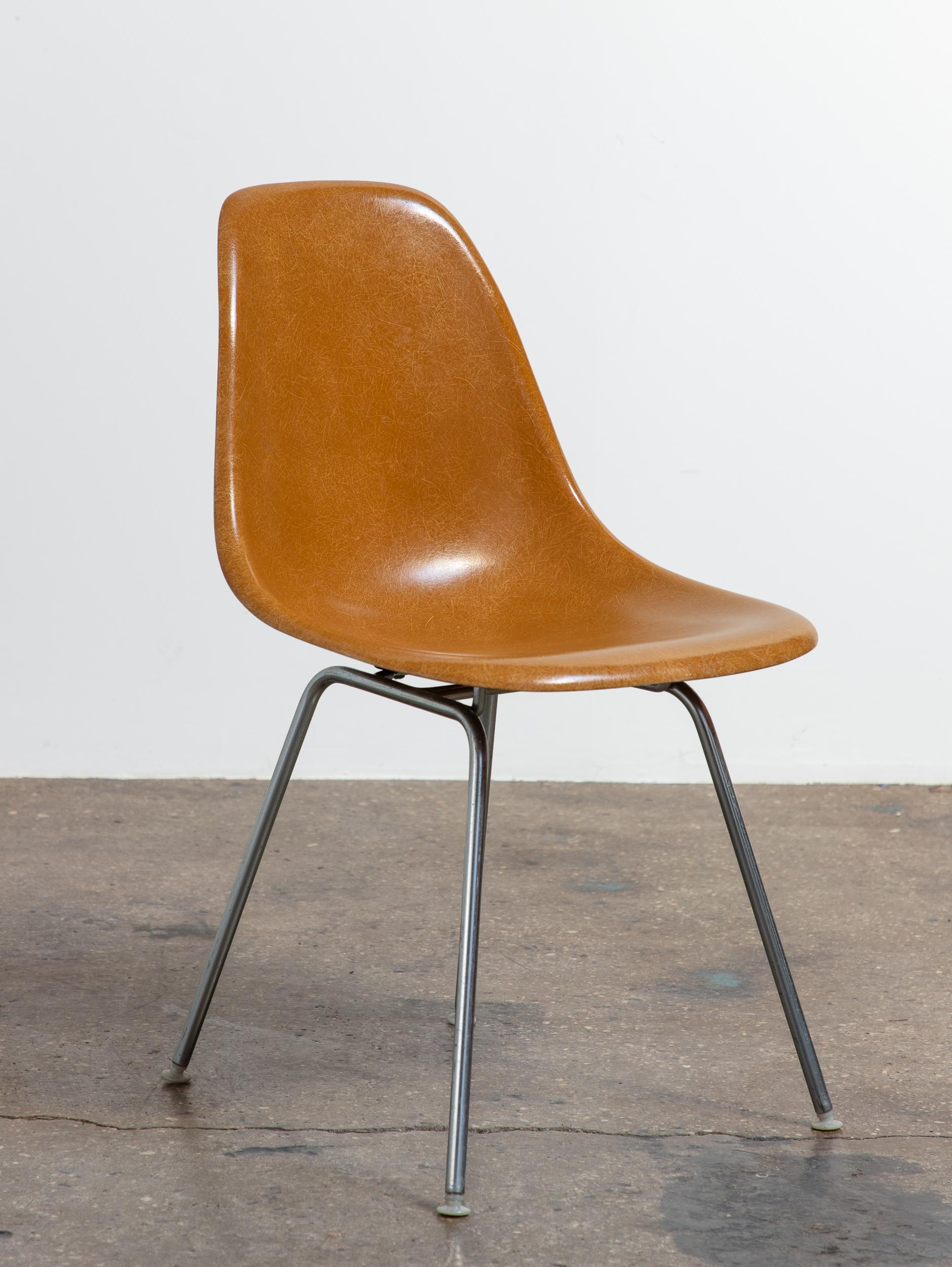 Mid-Century Modern Dark Ochre Yellow Mustard Eames Herman Miller Vintage Fiberglass Shell Chairs For Sale