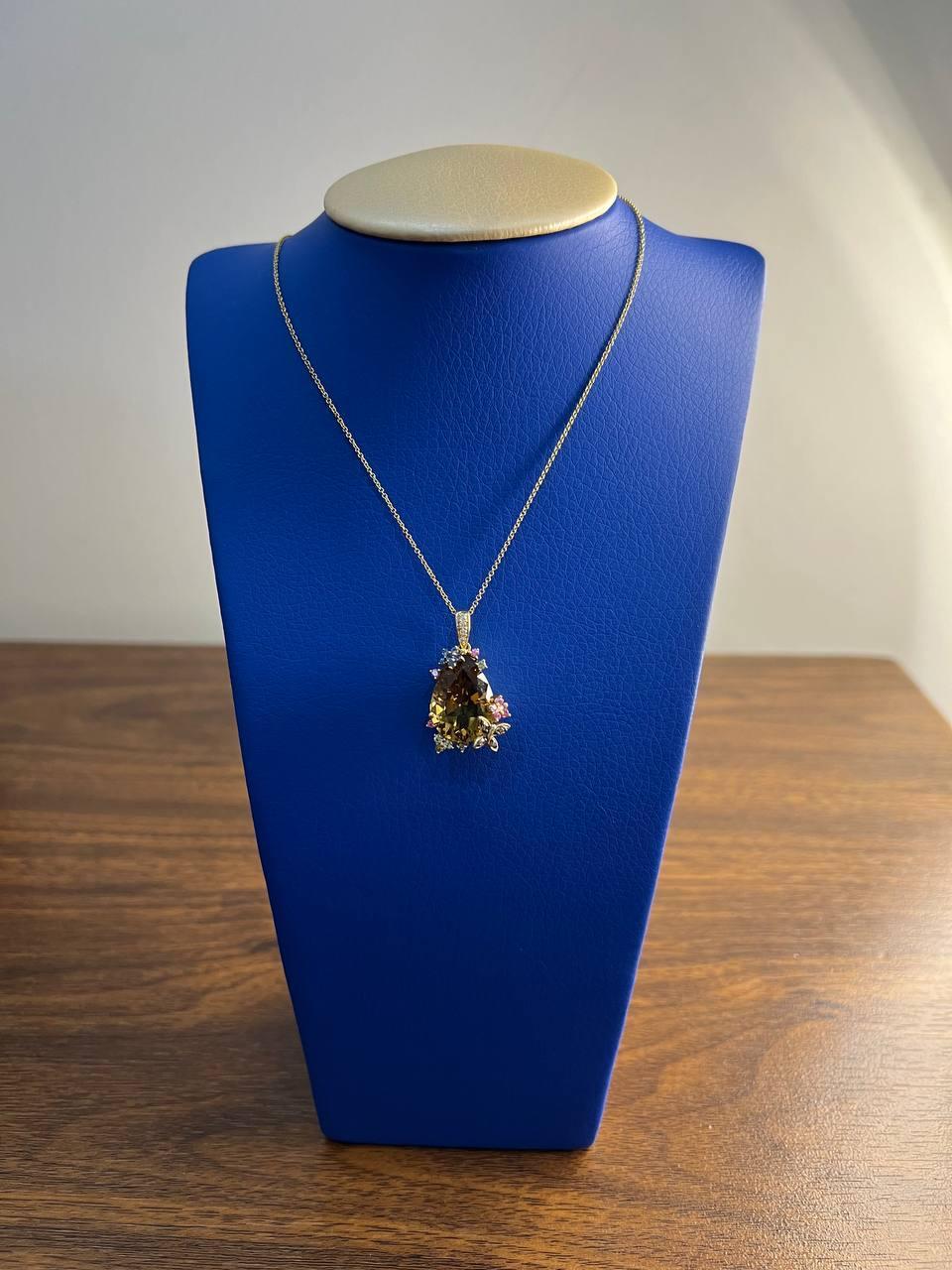 Collana con ciondolo in oro 14K con diamante a forma di goccia di citrino arancione scuro in vendita 1