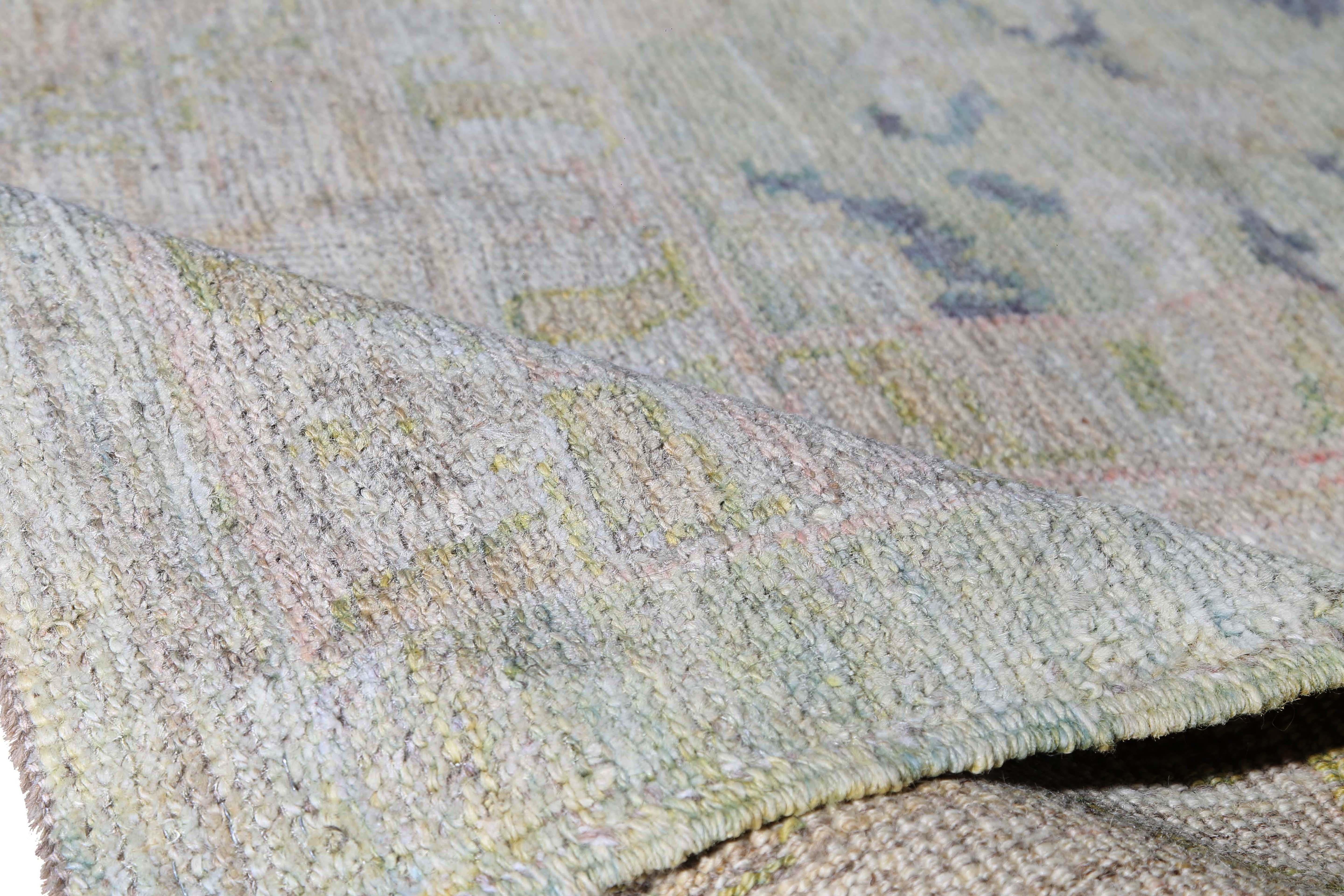 Tribal Tapis d'Oushak turc Pops of Color en vente