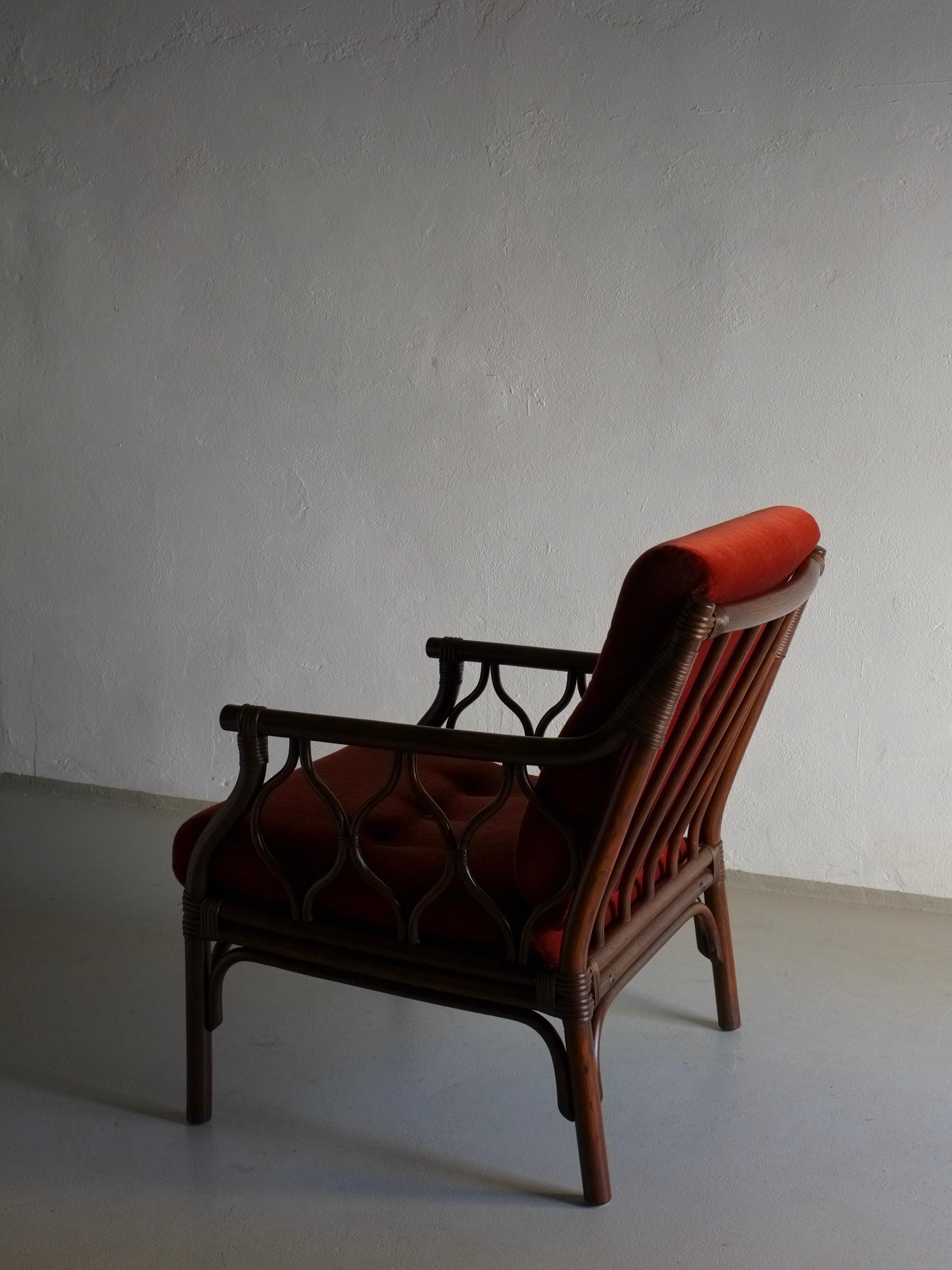 Dark Rattan Velour Lounge Chair, 1980s In Good Condition For Sale In Rīga, LV