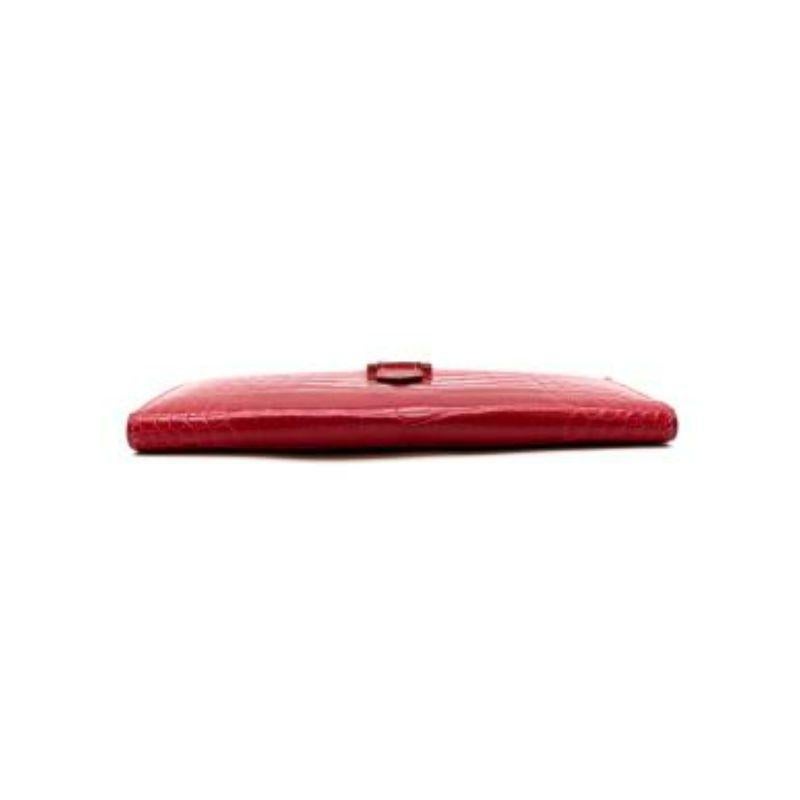 Dark red Alligator pave diamond clasp long wallet For Sale 3