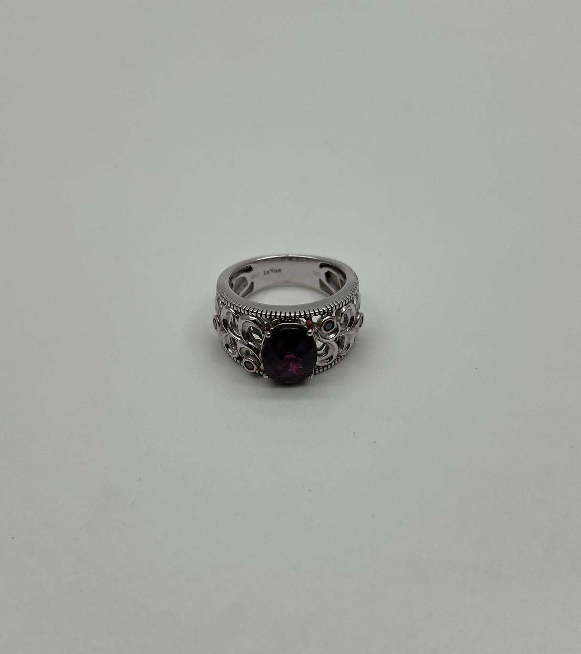 Dark Red Garnet 14k White Gold Statement Sculptural Grooves Waves Fleur Ring For Sale 7