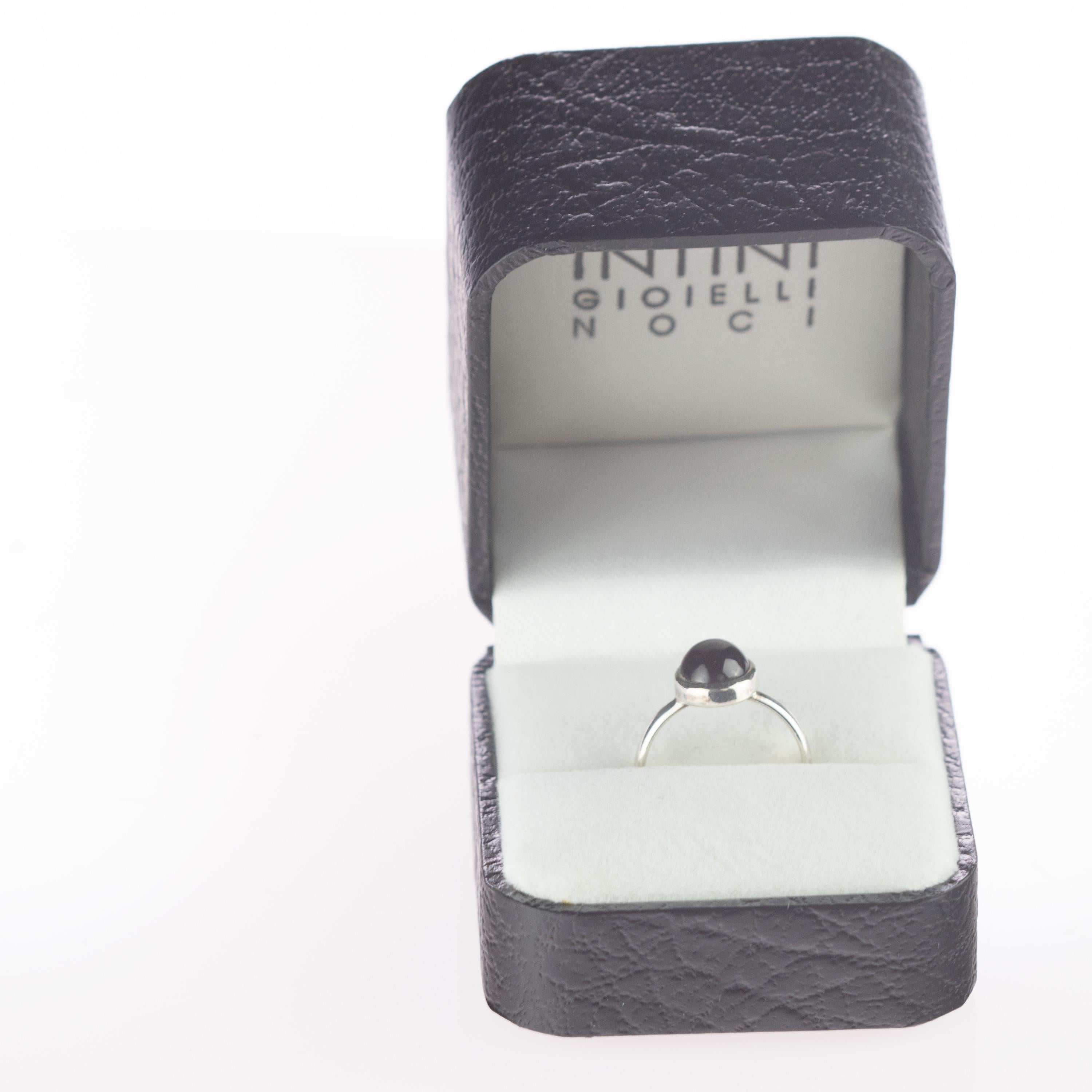 Oval Cut Dark Red Violet Tourmaline Solitaire Oval Cabochon 925 Sterling Silver Ring For Sale