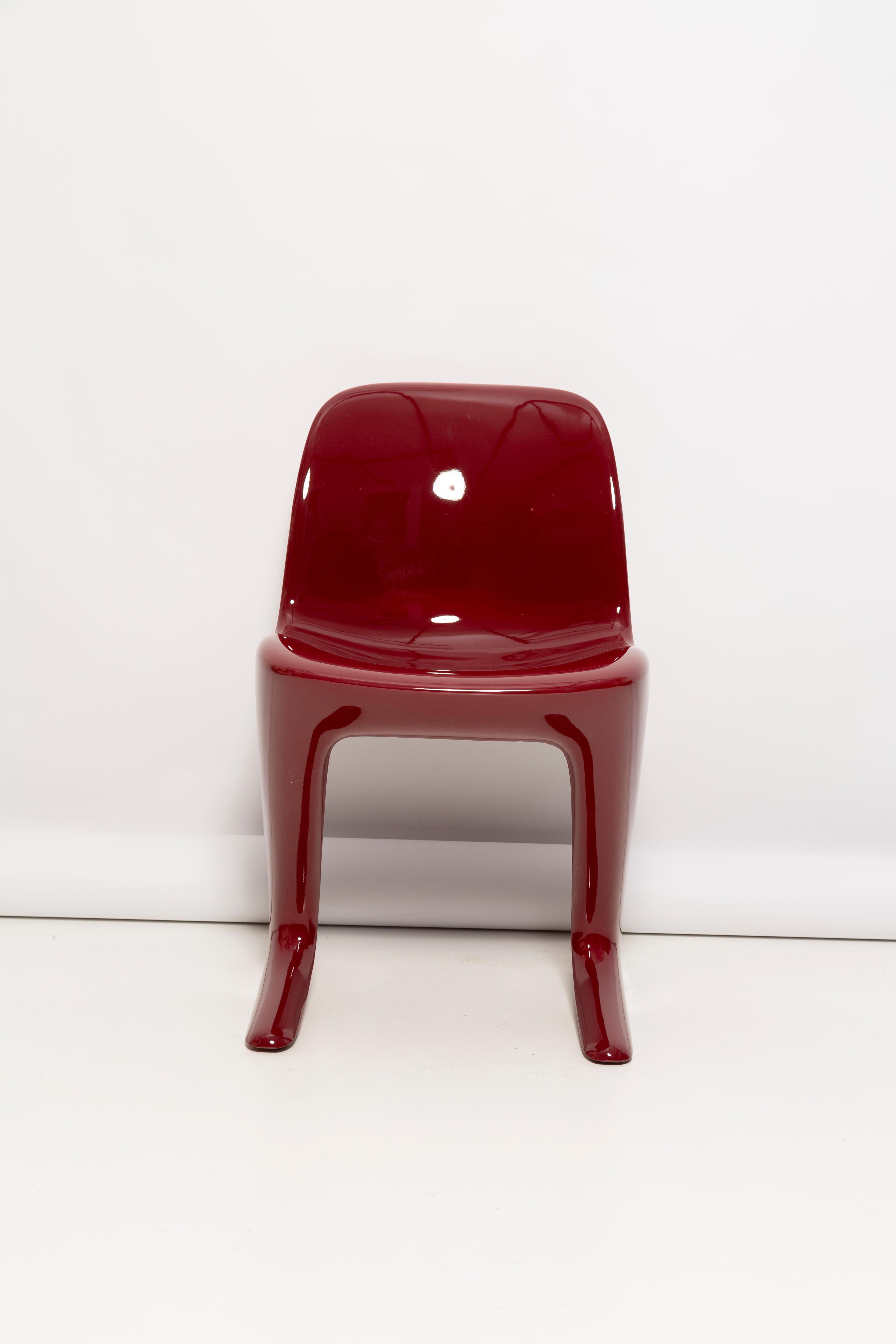 Fiberglass Dark Red Wine Kangaroo Chair Designed by Ernst Moeckl, Germany, 1968 For Sale