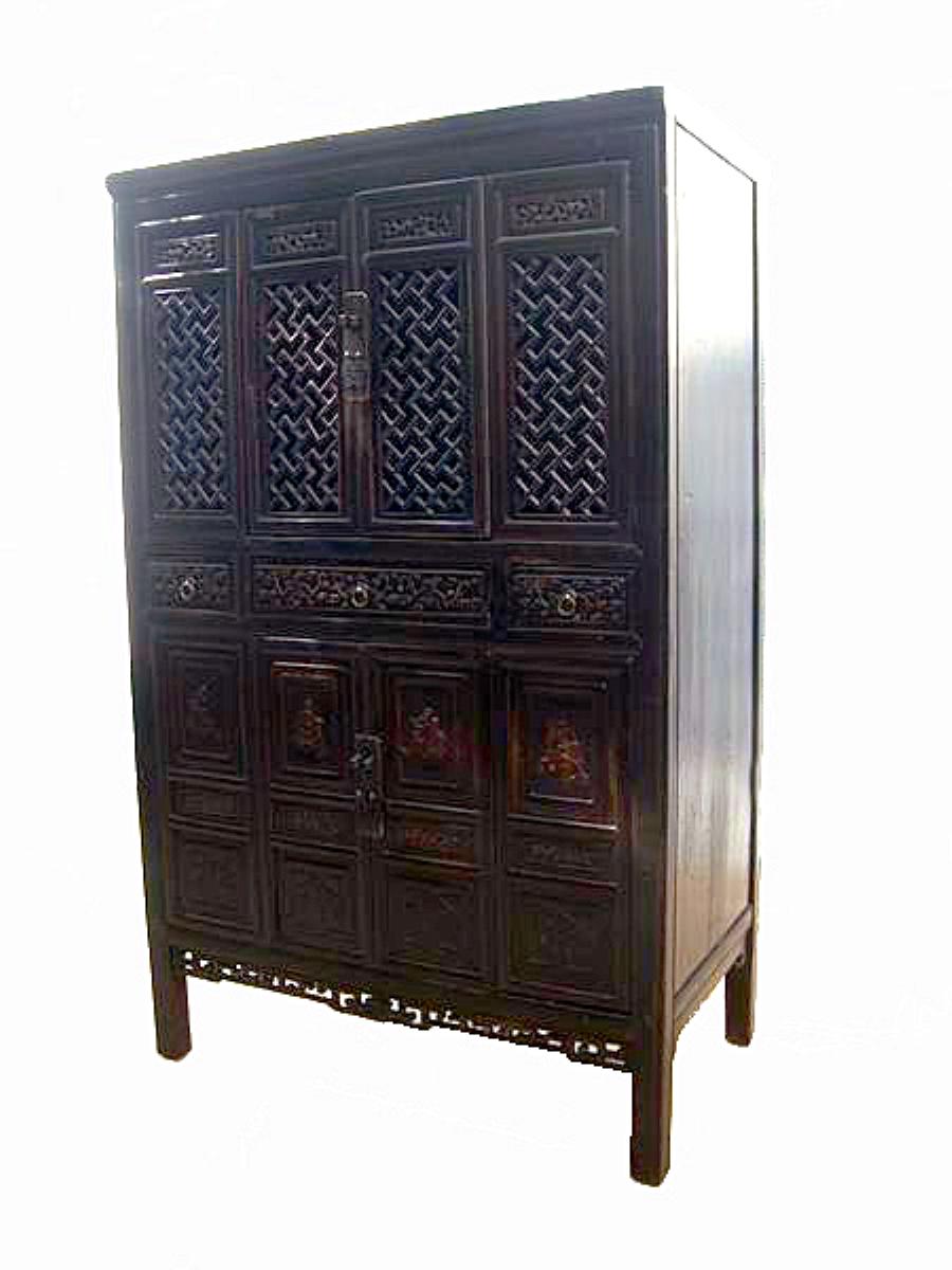 Chinese Export Dark Reddish Brown Lattice and Carved Cabinet For Sale