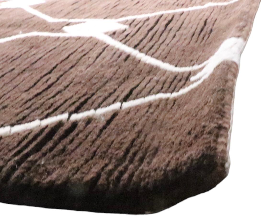 Tapis à poils épais Rif foncé fabriqué au Népal pour The Rug Company  en vente 4