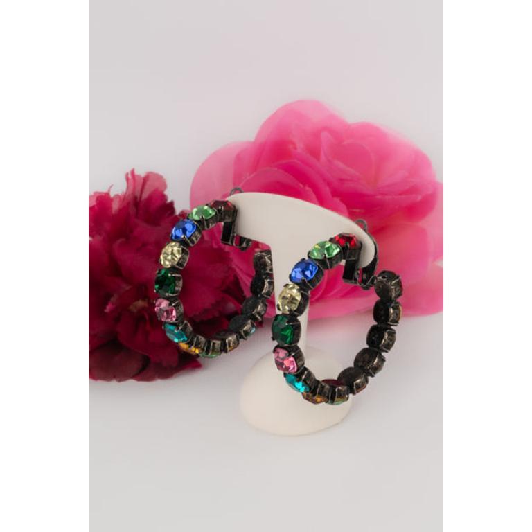 Orecchini con strass a clip in metallo argentato scuro, anni '80 in vendita 3