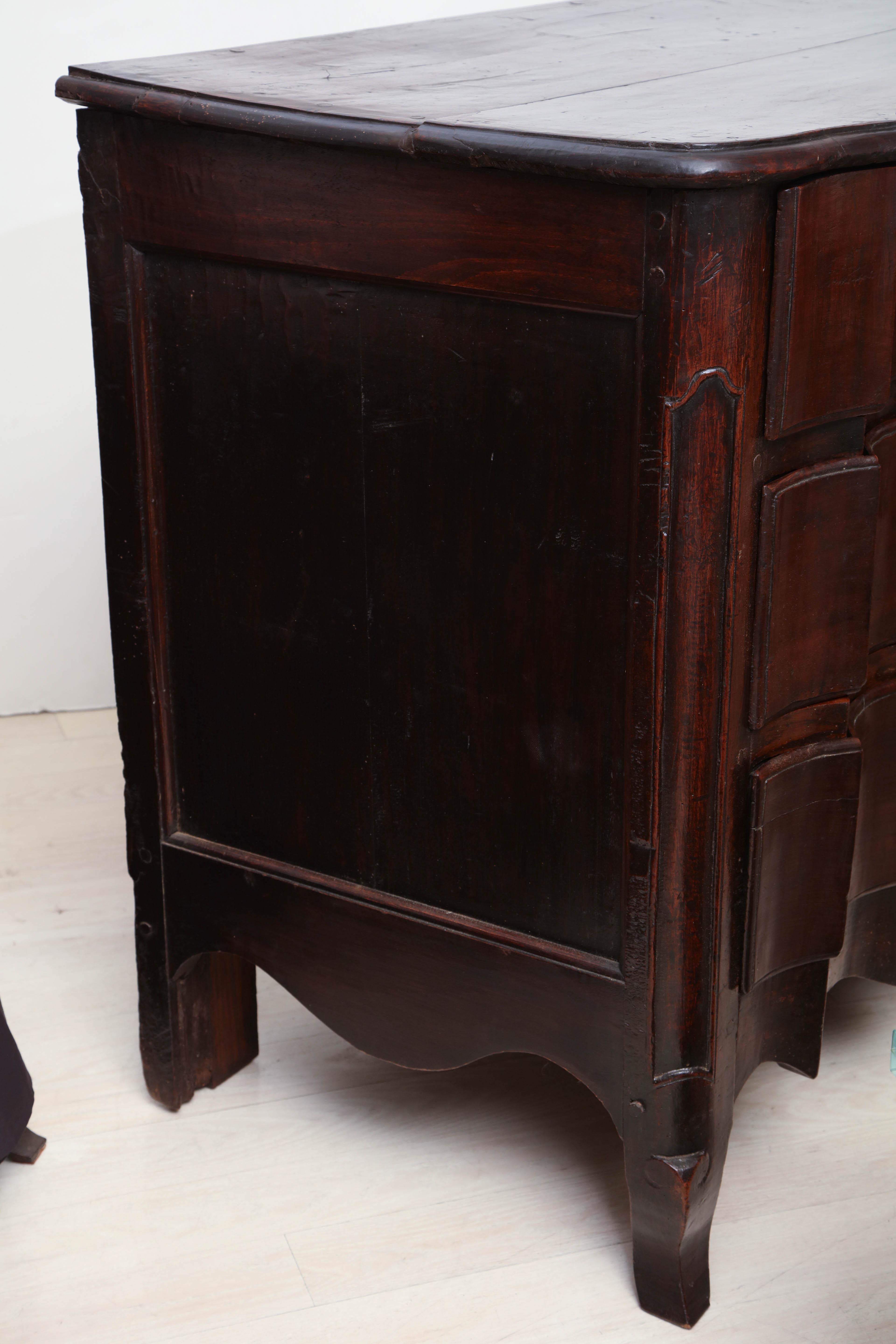 Dark Walnut Commode with Shaped Drawers, 18th Century, French For Sale 8