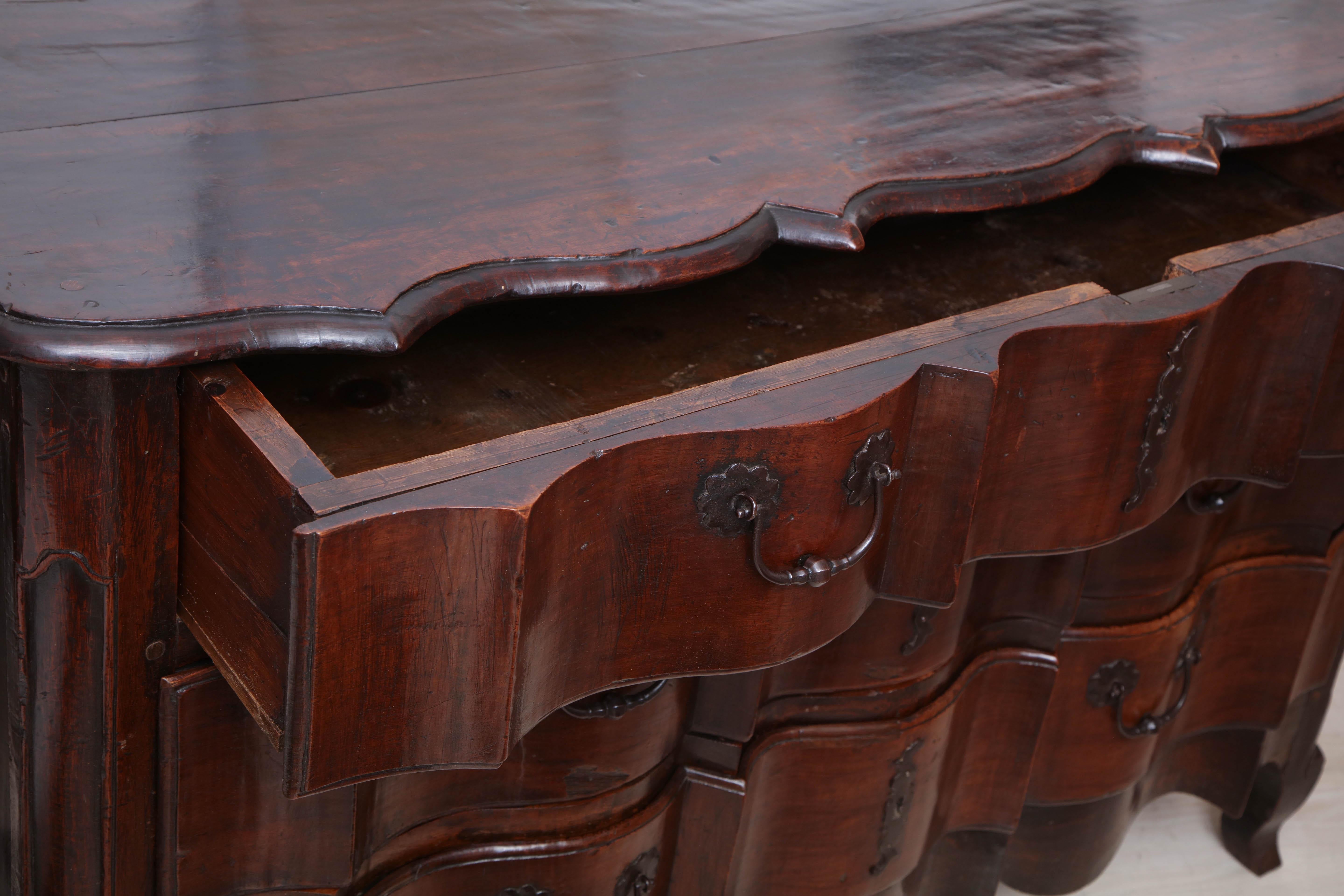 Dark Walnut Commode with Shaped Drawers, 18th Century, French For Sale 4