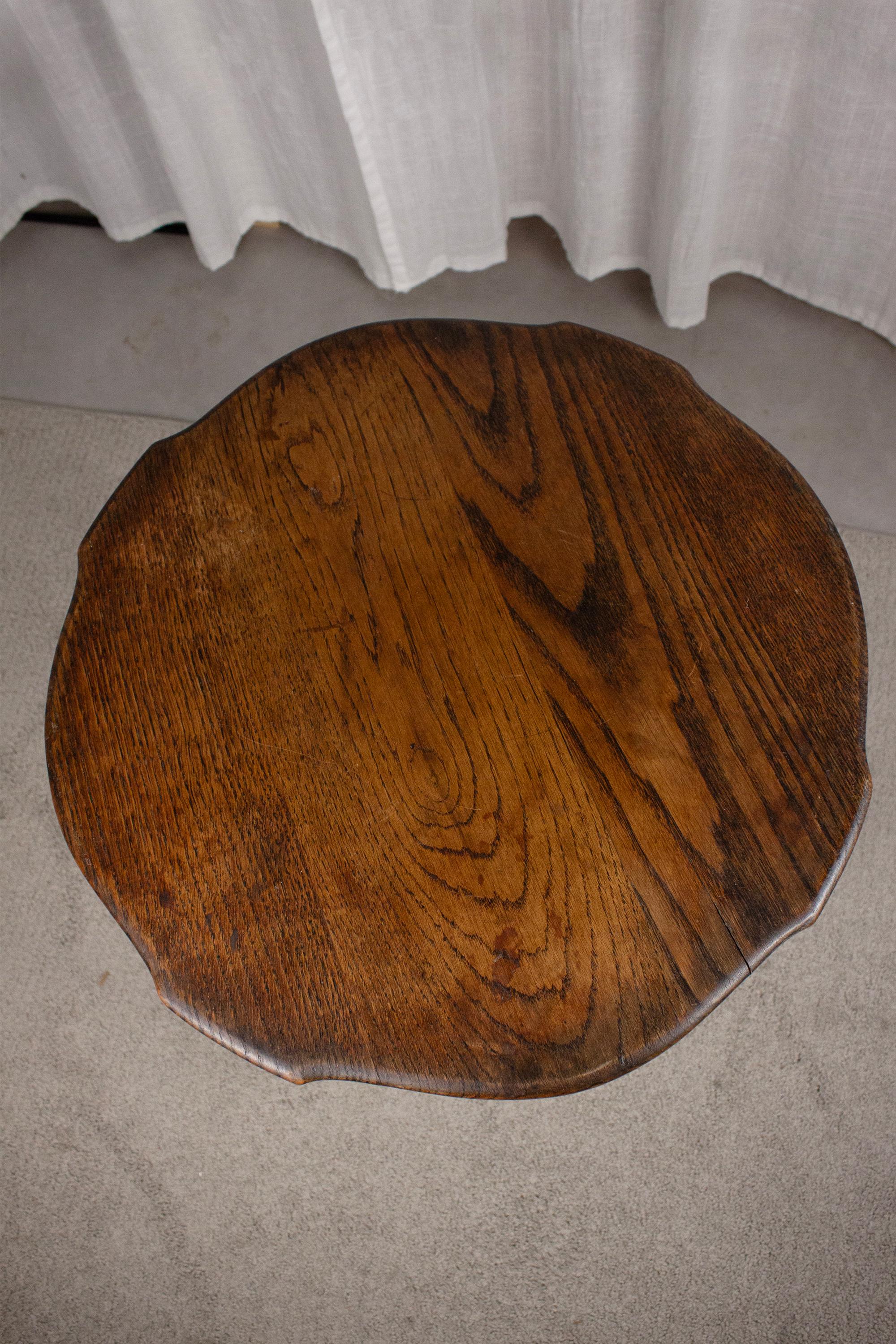 Table d'appoint néo-française en Wood Wood du début du 20e siècle en vente 1