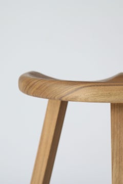 Dark Wood Low Vanity Make-Up Stool, Walnut