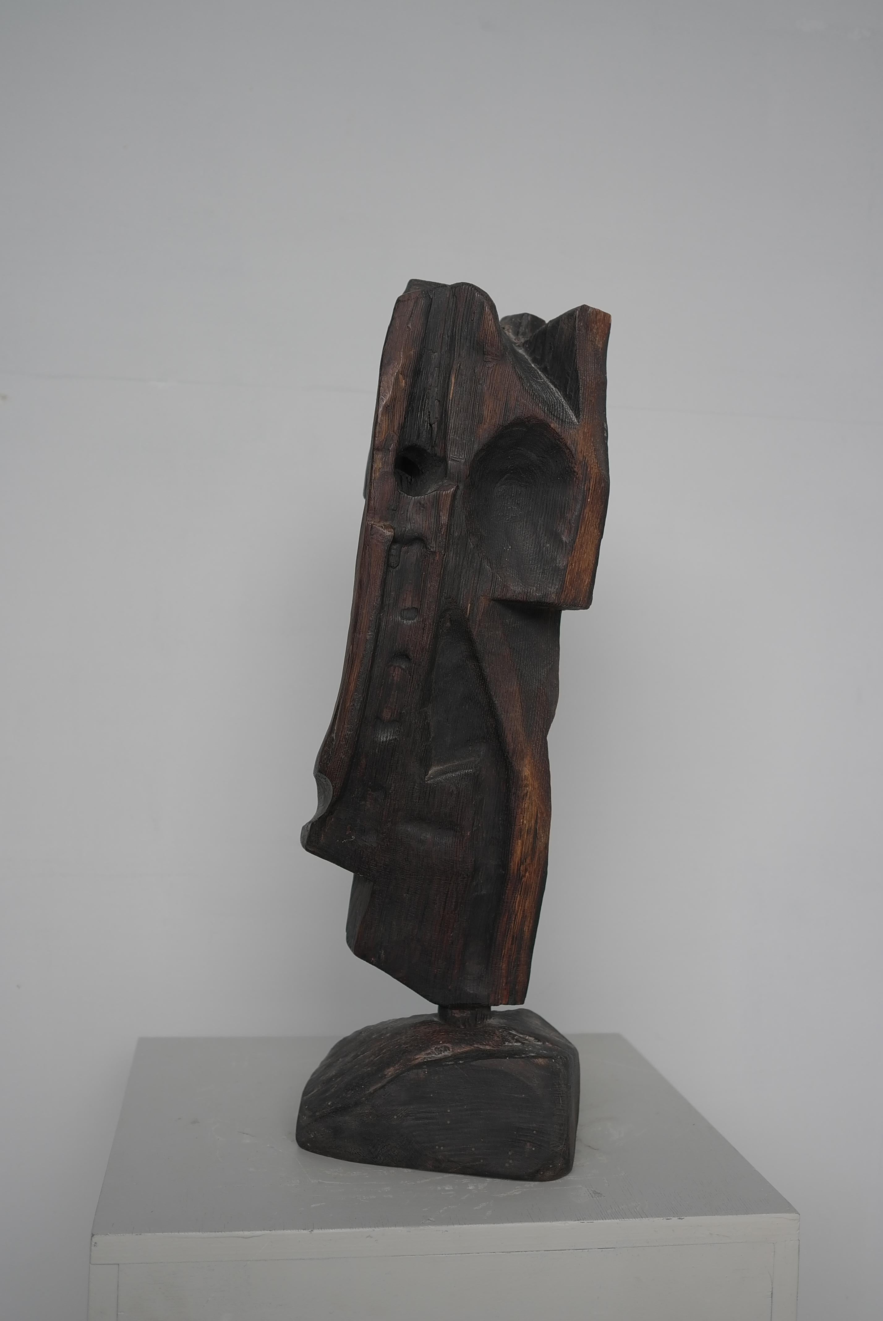 Fin du 20e siècle Dark Wooden Abstract Sculpture by Artist Jef Depassé Mid-Century Modern 1970 en vente