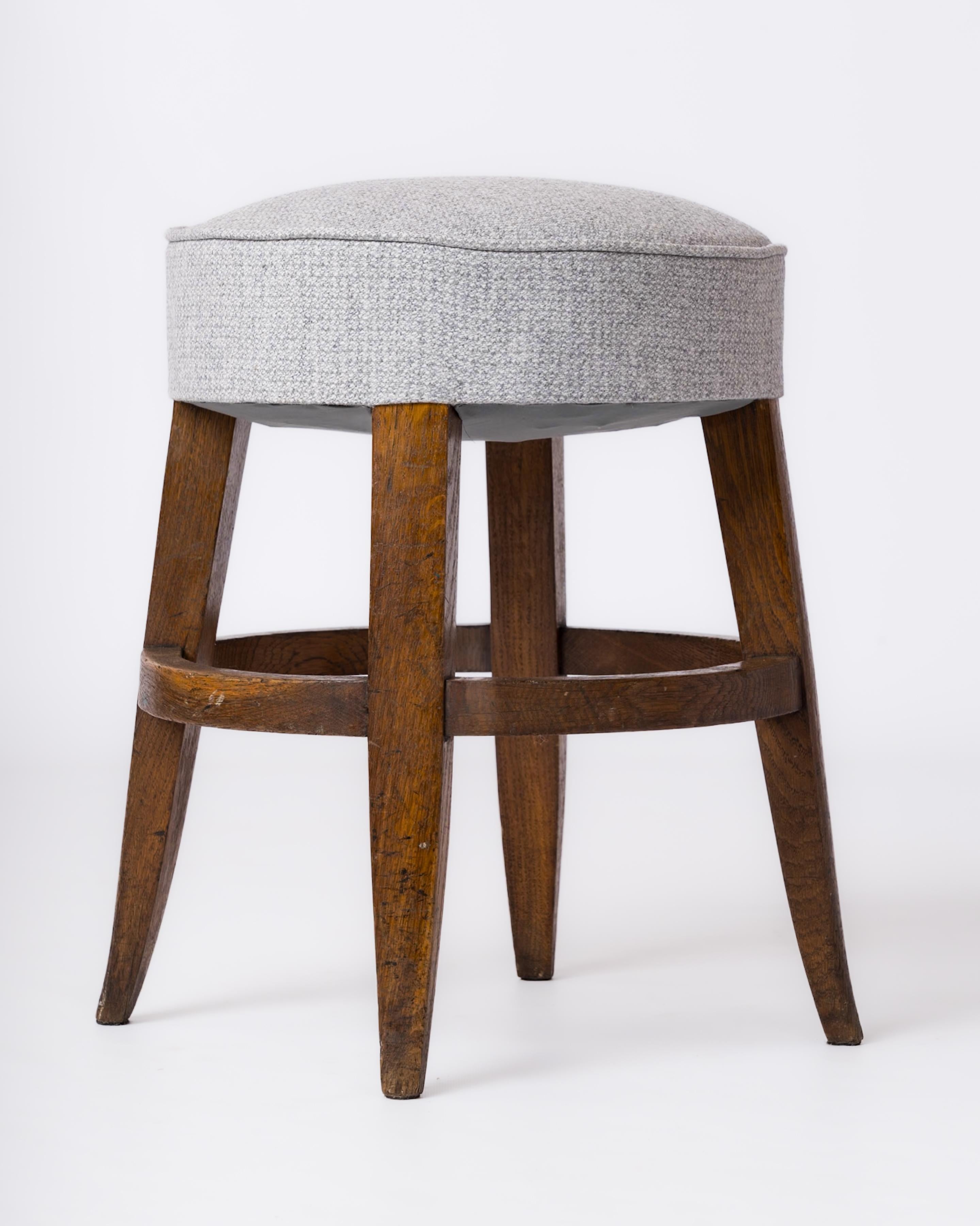 Darkened Oak Four Legged Upholstered Art Deco Stool - France 1930's (Gebeizt) im Angebot