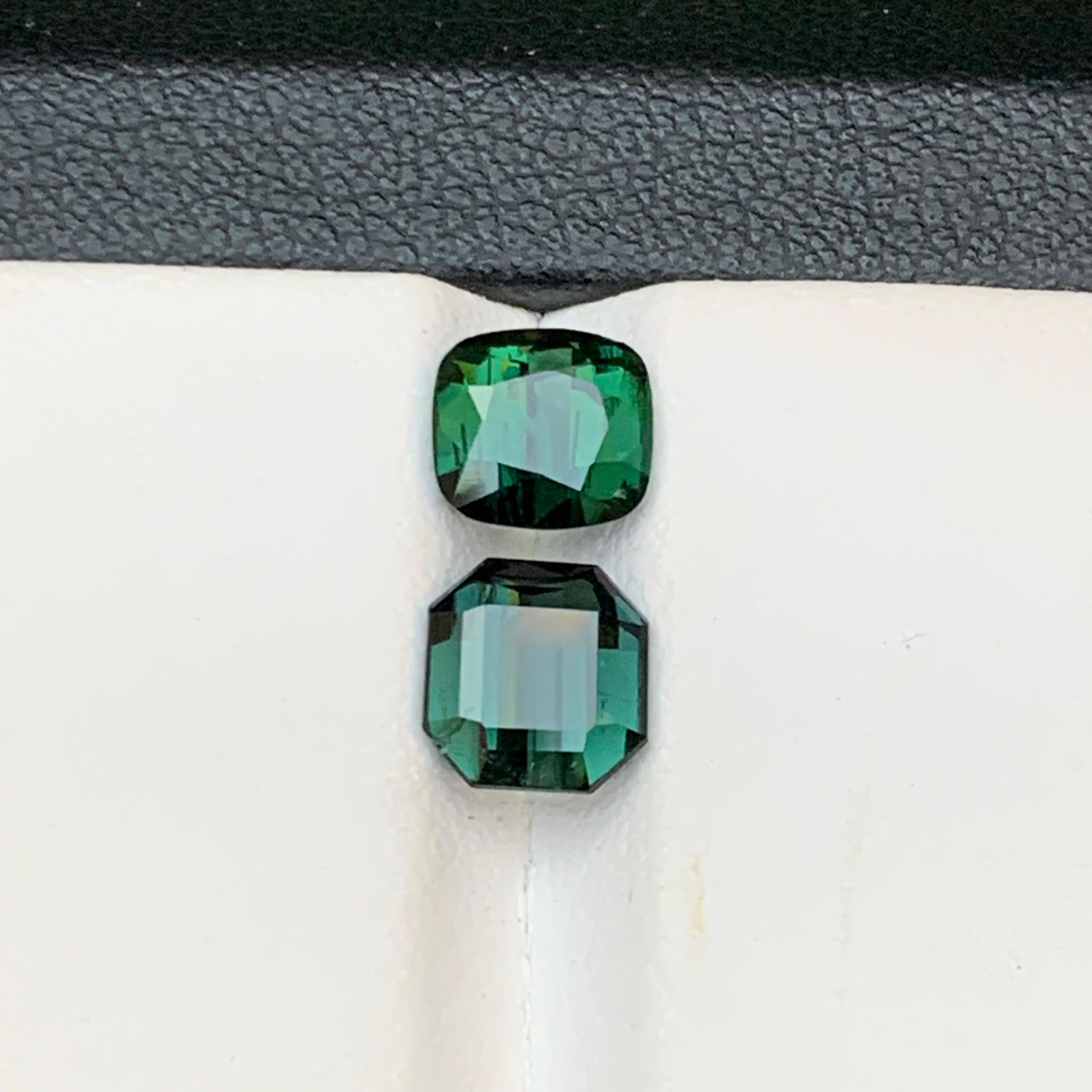 Contemporary Darkish Green & Bluish Green Natural Tourmaline Gemstones 2.95 Ct for Jewelry For Sale