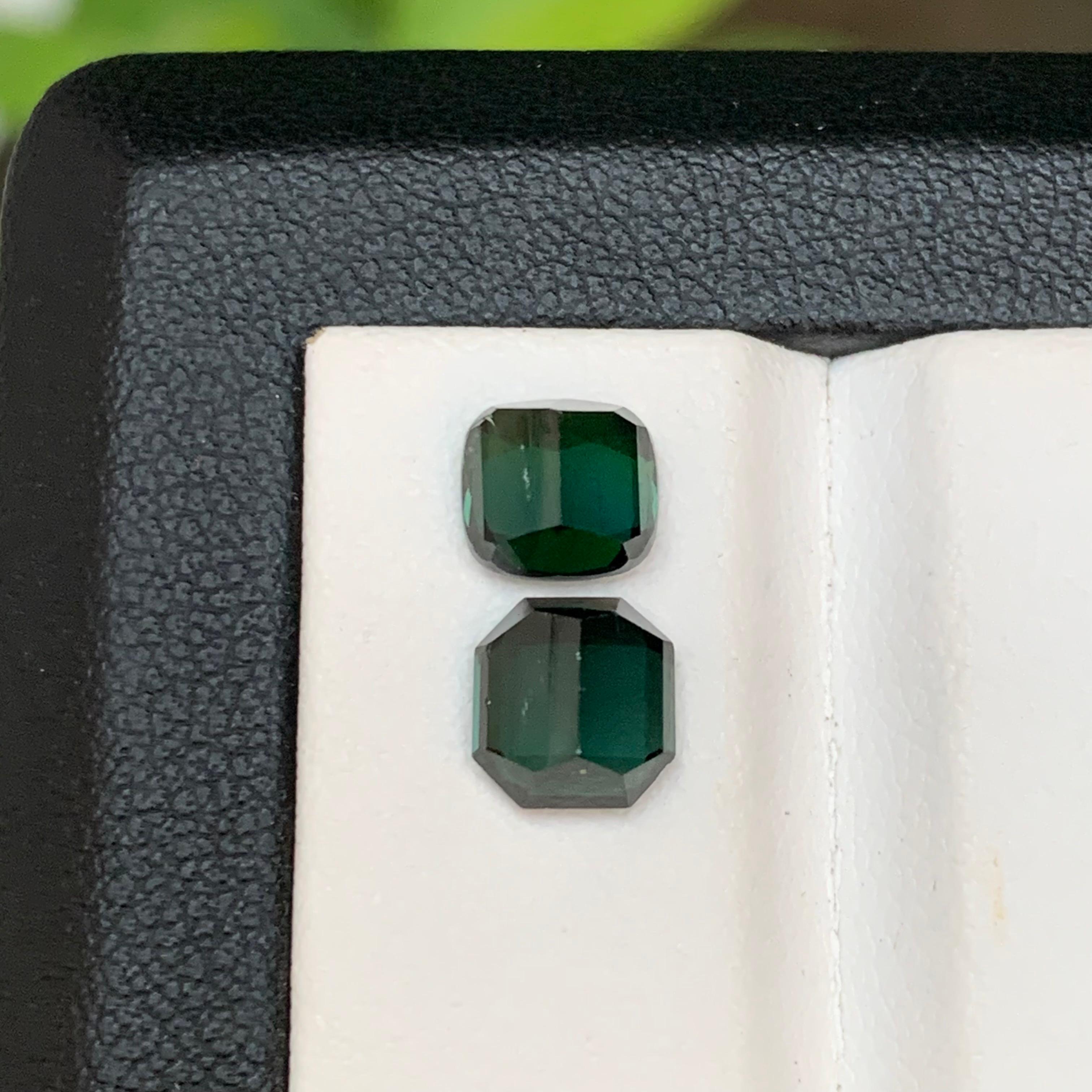 Women's or Men's Darkish Green & Bluish Green Natural Tourmaline Gemstones 2.95 Ct for Jewelry For Sale