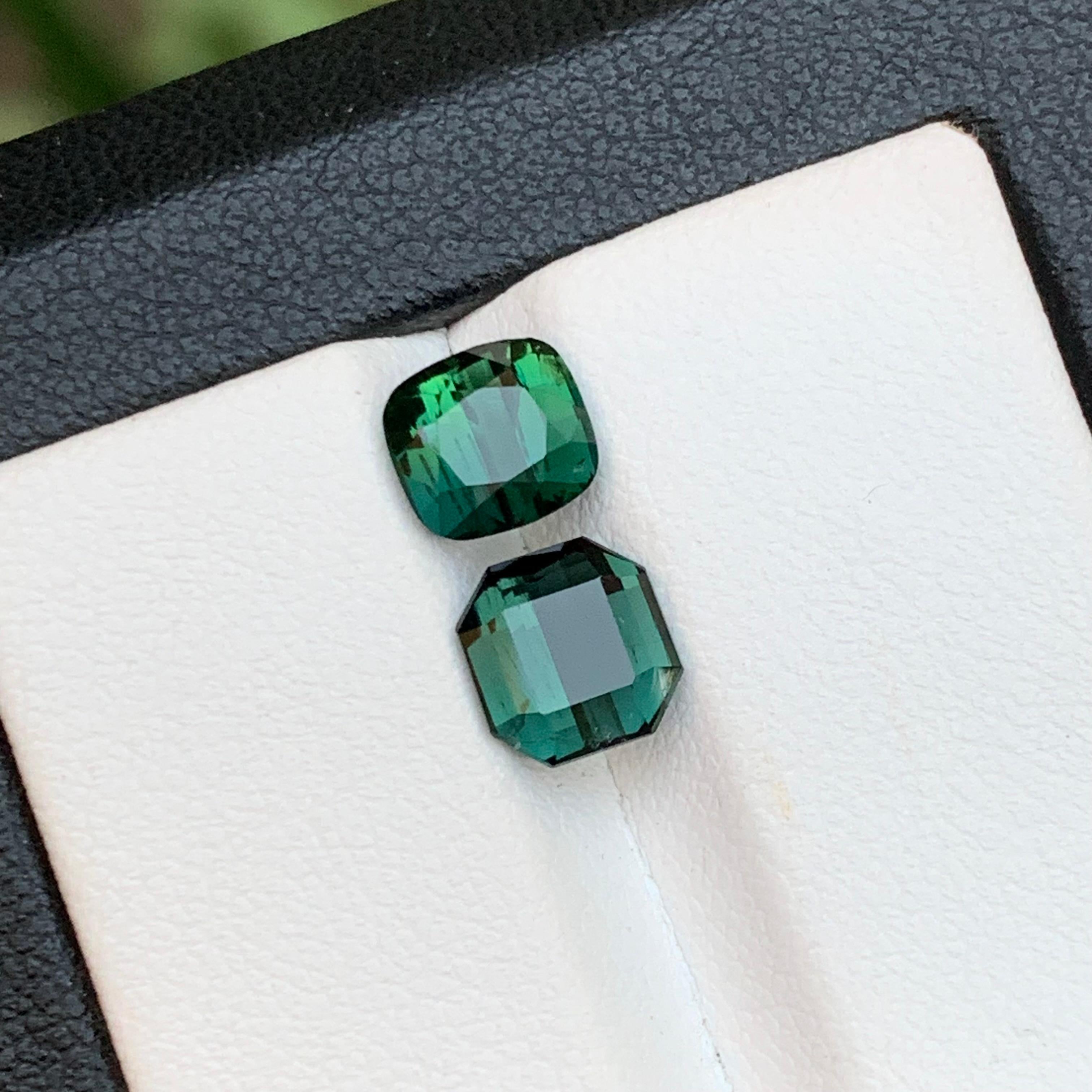 Darkish Green & Bluish Green Natural Tourmaline Gemstones 2.95 Ct for Jewelry For Sale 1