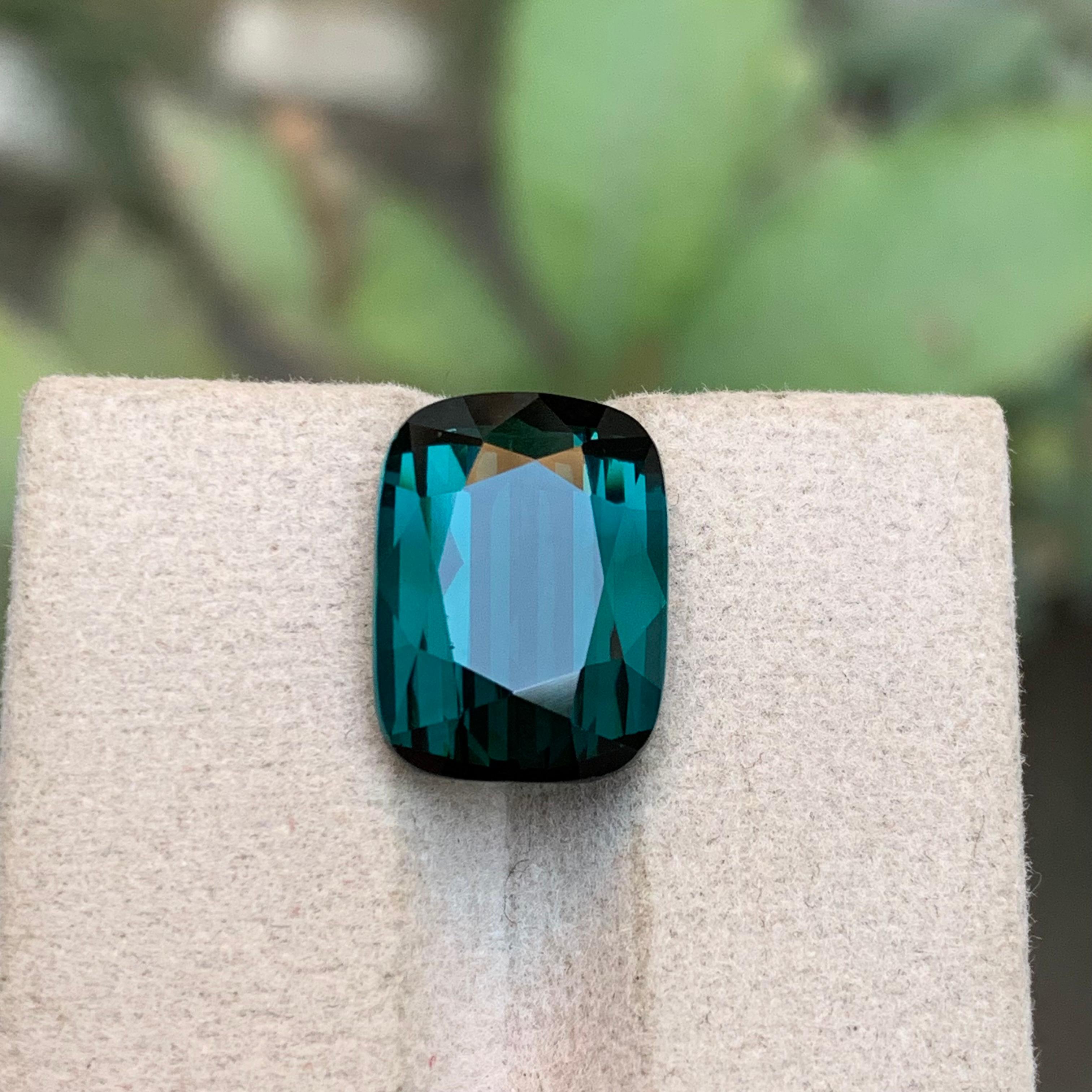 Bague en tourmaline naturelle bleu indicolite foncé taille coussin 10 carats en vente 7